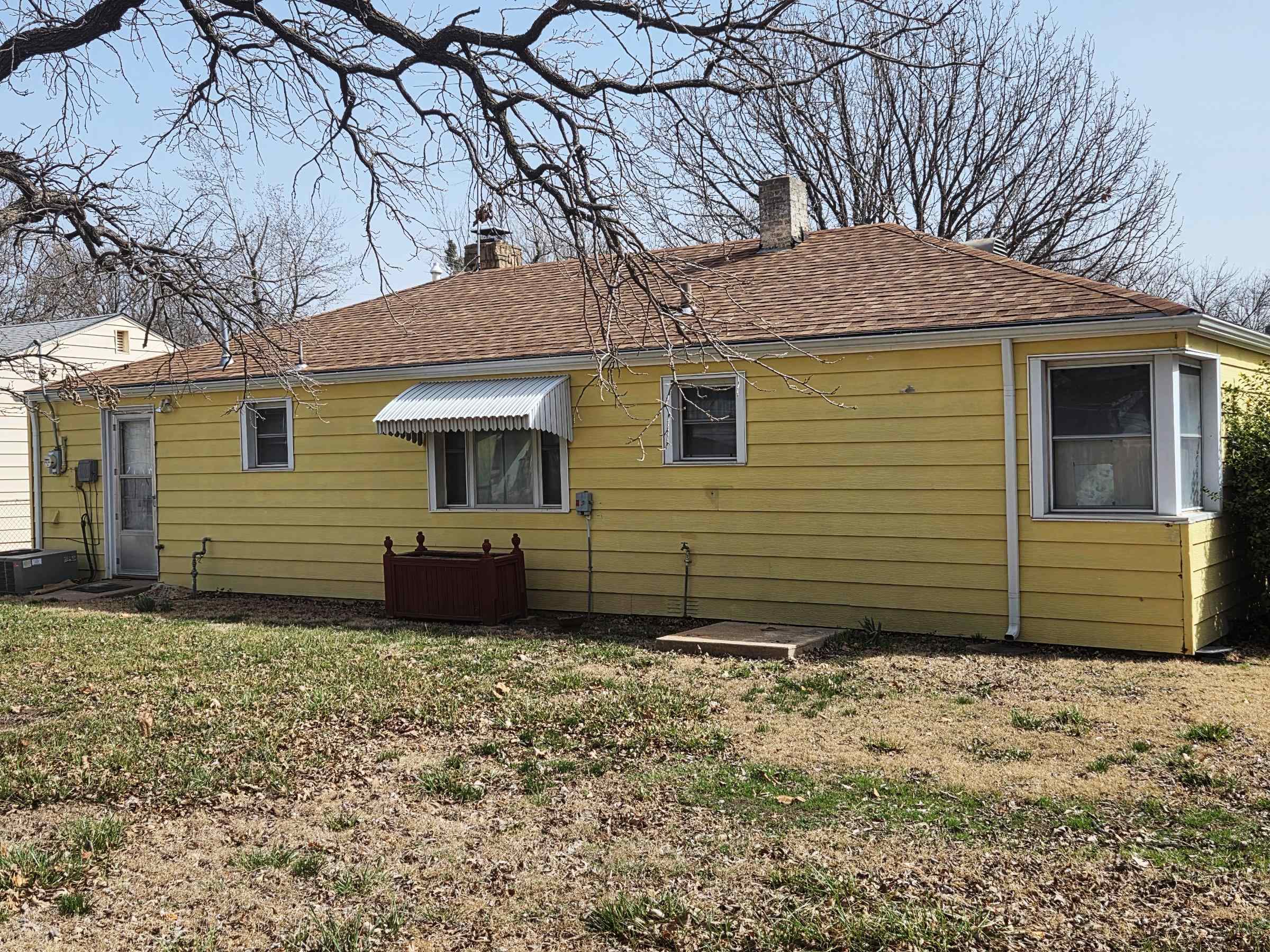 501 Sunnyside Ct, Newton, Kansas image 16