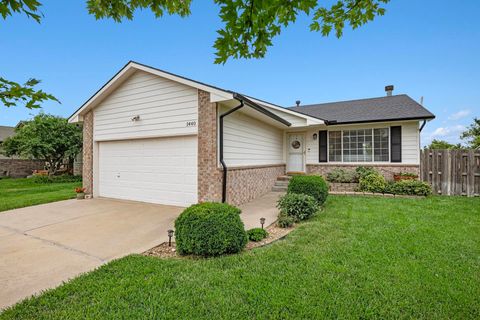 Homes For Sale - 1440 E Sunset Ct<br/> Goddard, KS 67052