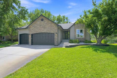 Homes For Sale - 2409 N Hazelwood St<br/> Sedgwick County, Wichita, KS 67205