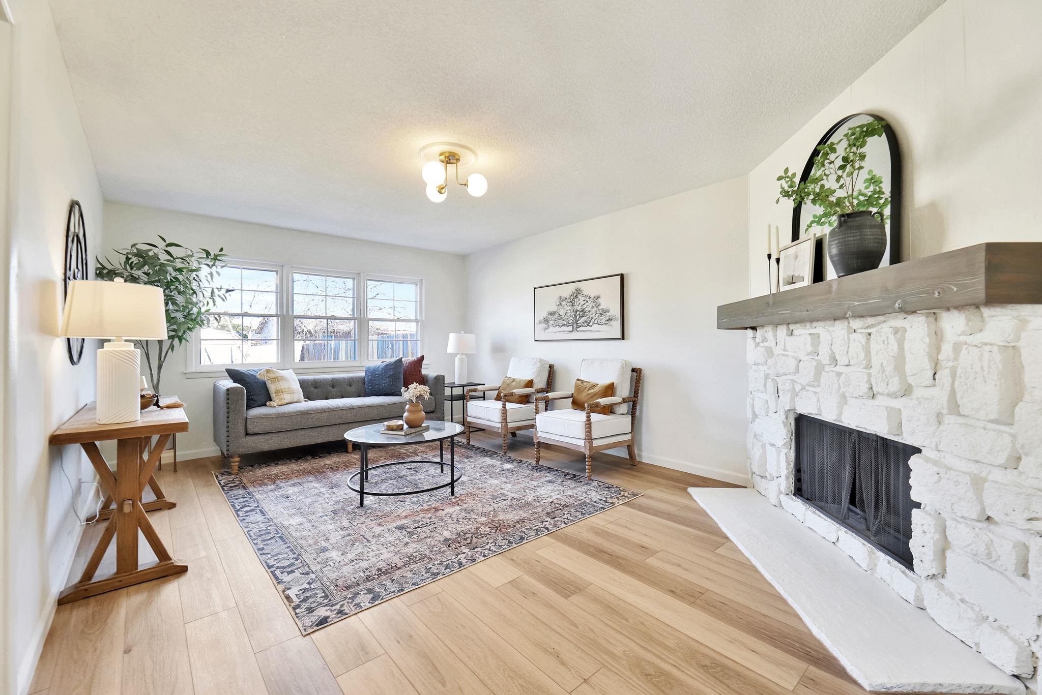 Wichita, Kansas 67207, United States, 3 Bedrooms Bedrooms, ,3 BathroomsBathrooms,Residential,Pending,63886