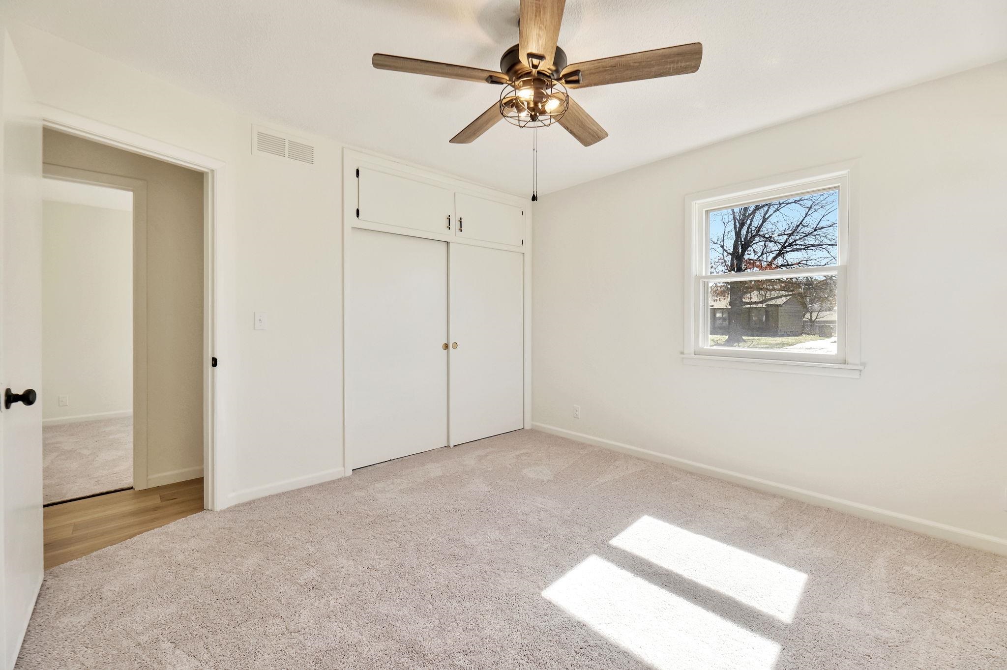 Wichita, Kansas 67207, United States, 3 Bedrooms Bedrooms, ,3 BathroomsBathrooms,Residential,Pending,63886