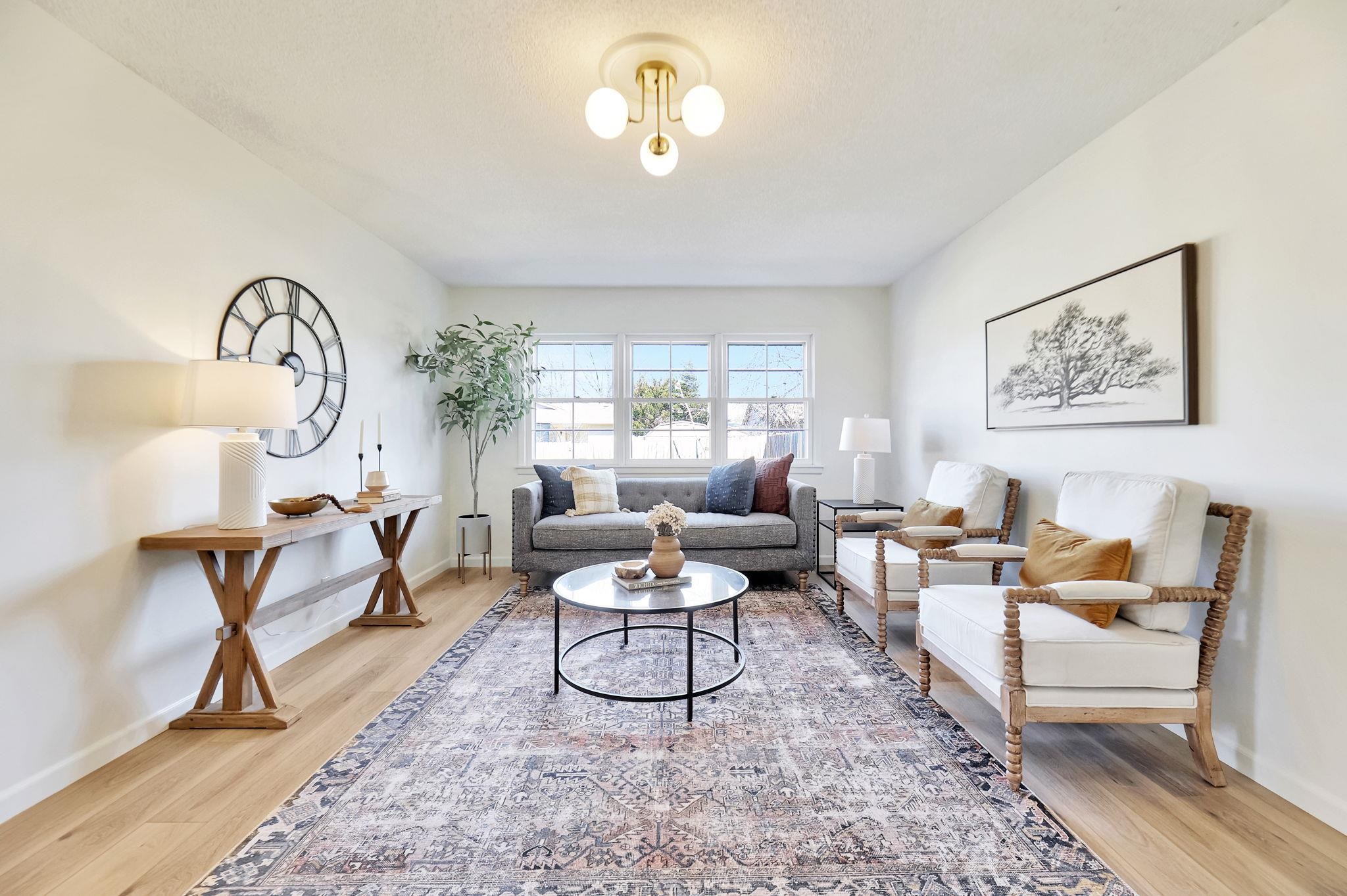 Wichita, Kansas 67207, United States, 3 Bedrooms Bedrooms, ,3 BathroomsBathrooms,Residential,Pending,63886