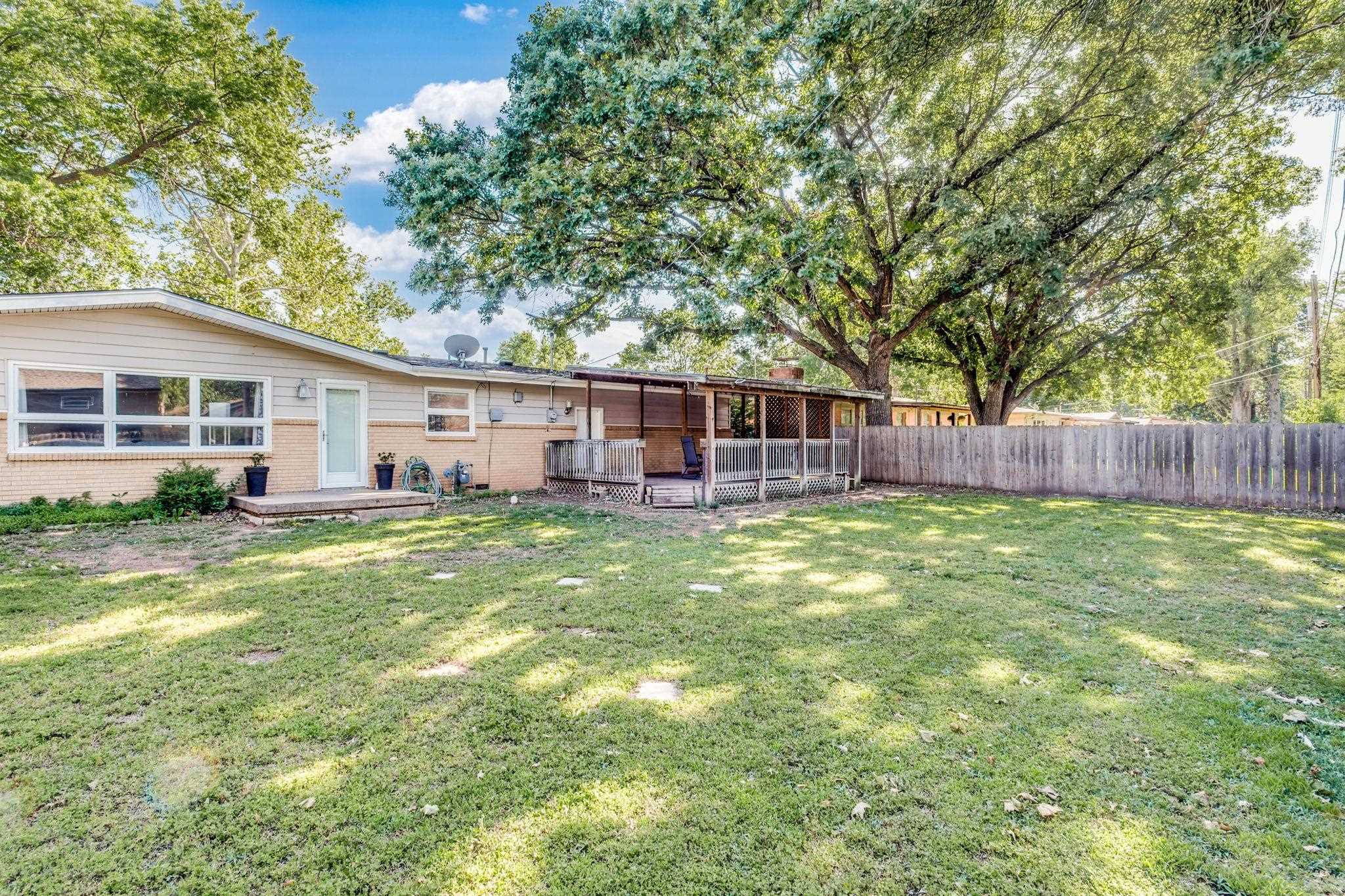 9710 W Hickory Ln, Wichita, Kansas image 27