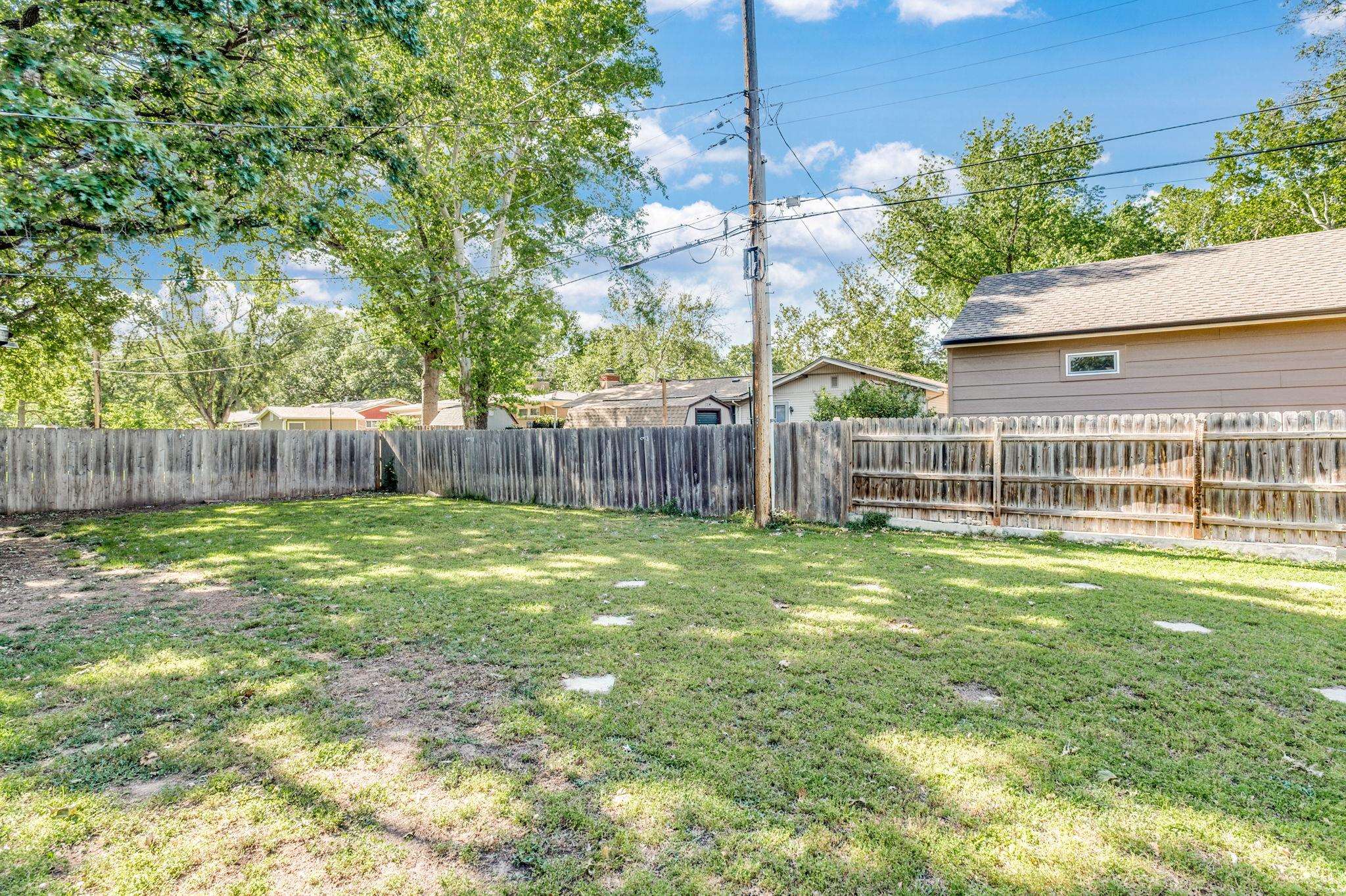 9710 W Hickory Ln, Wichita, Kansas image 28