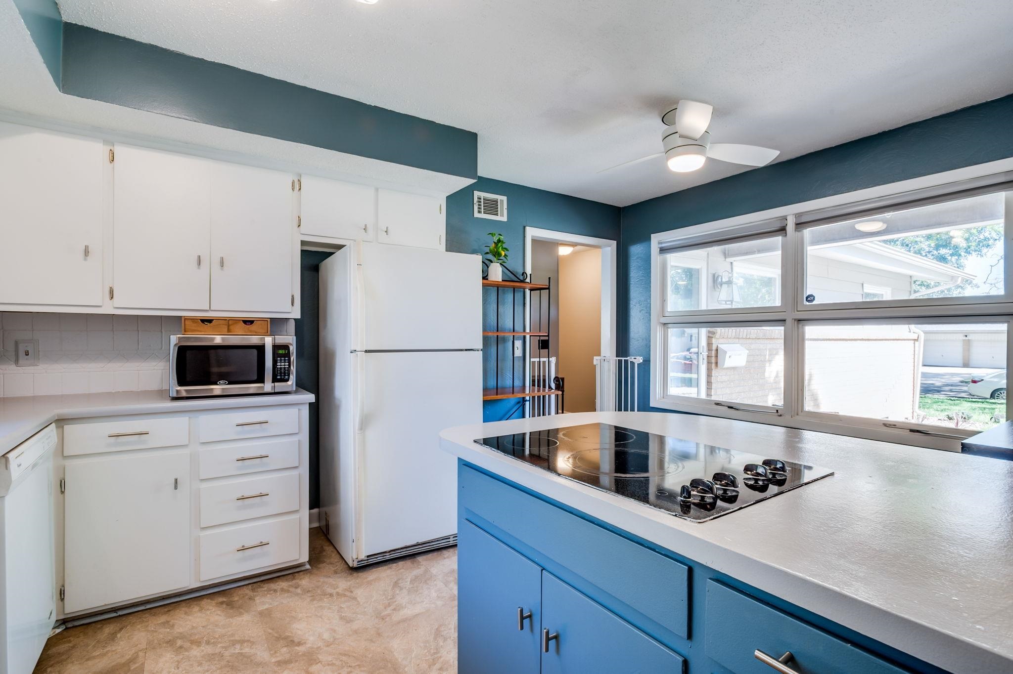 9710 W Hickory Ln, Wichita, Kansas image 11