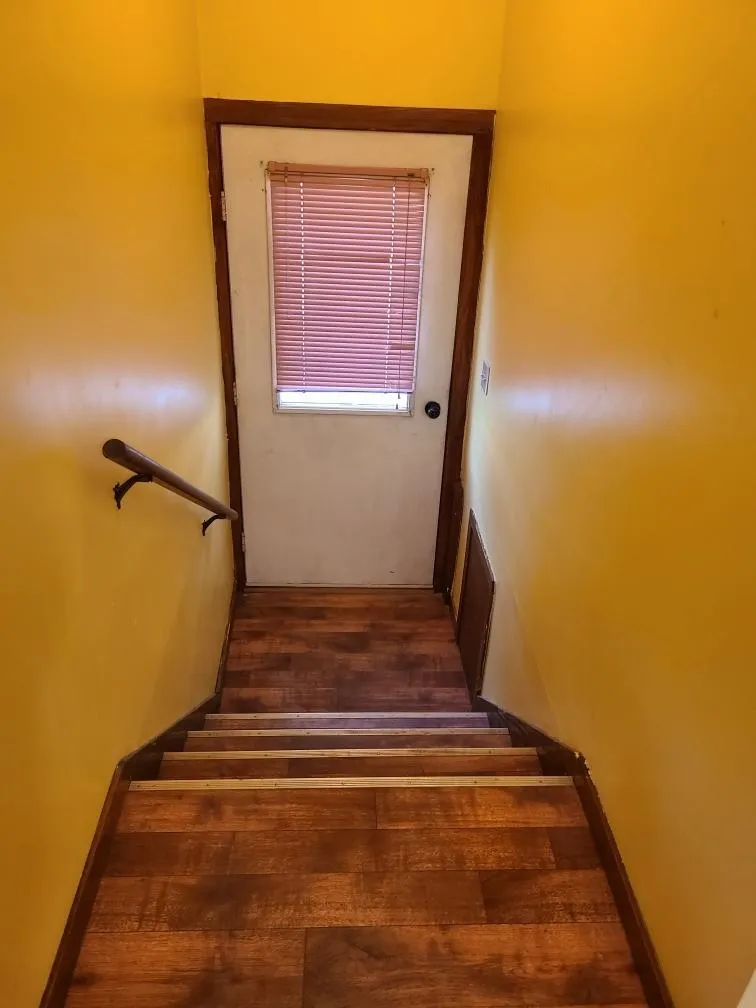 Winfield, Kansas 67156, United States, 2 Bedrooms Bedrooms, ,2 BathroomsBathrooms,Residential,Active,186191