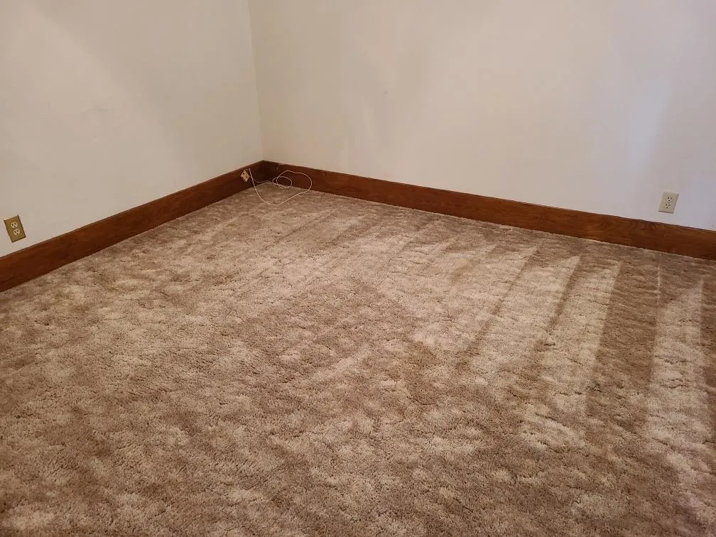 Winfield, Kansas 67156, United States, 2 Bedrooms Bedrooms, ,2 BathroomsBathrooms,Residential,Active,186191