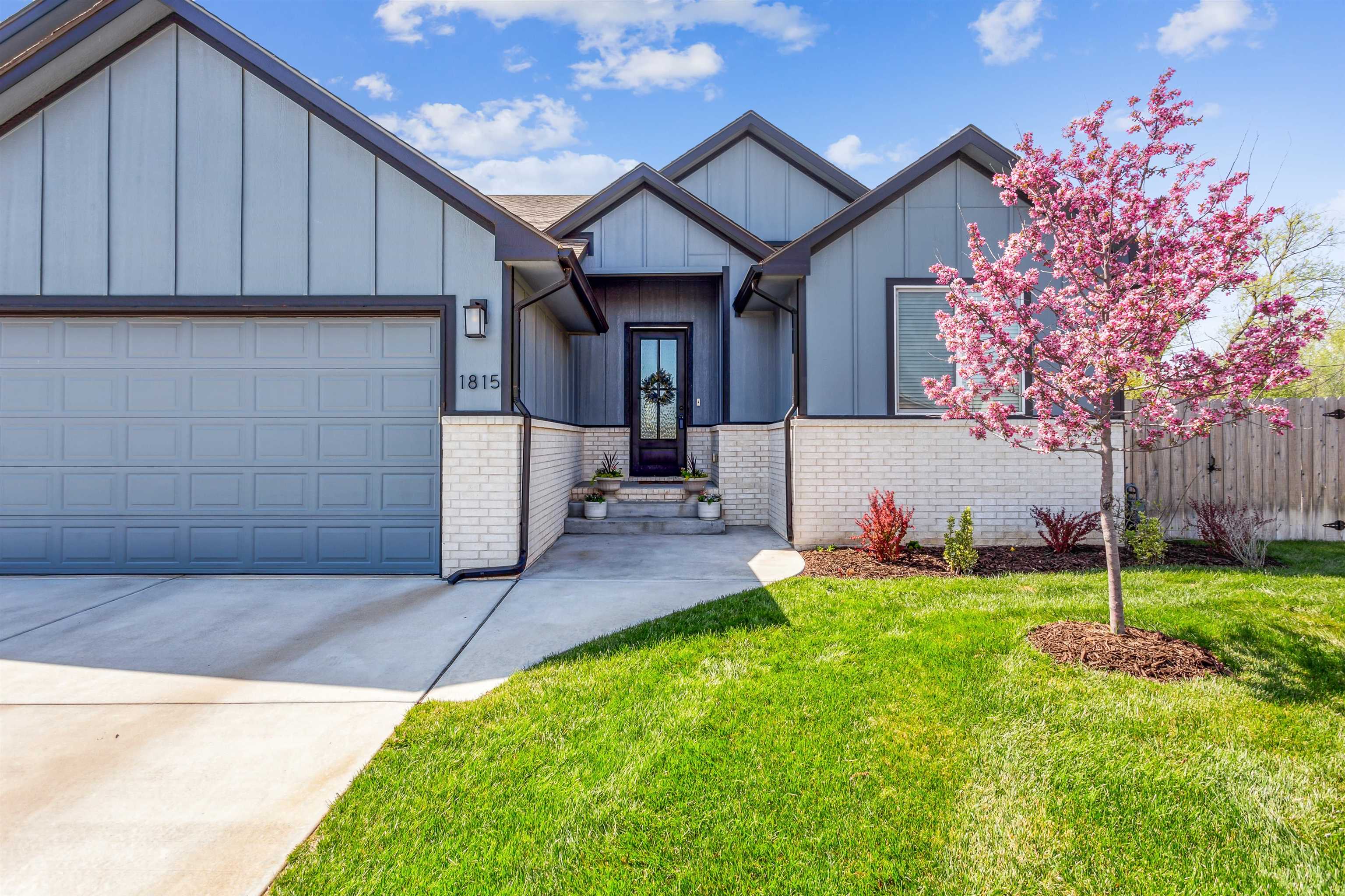 1815 S Teakwood Ct, Wichita, Kansas image 3