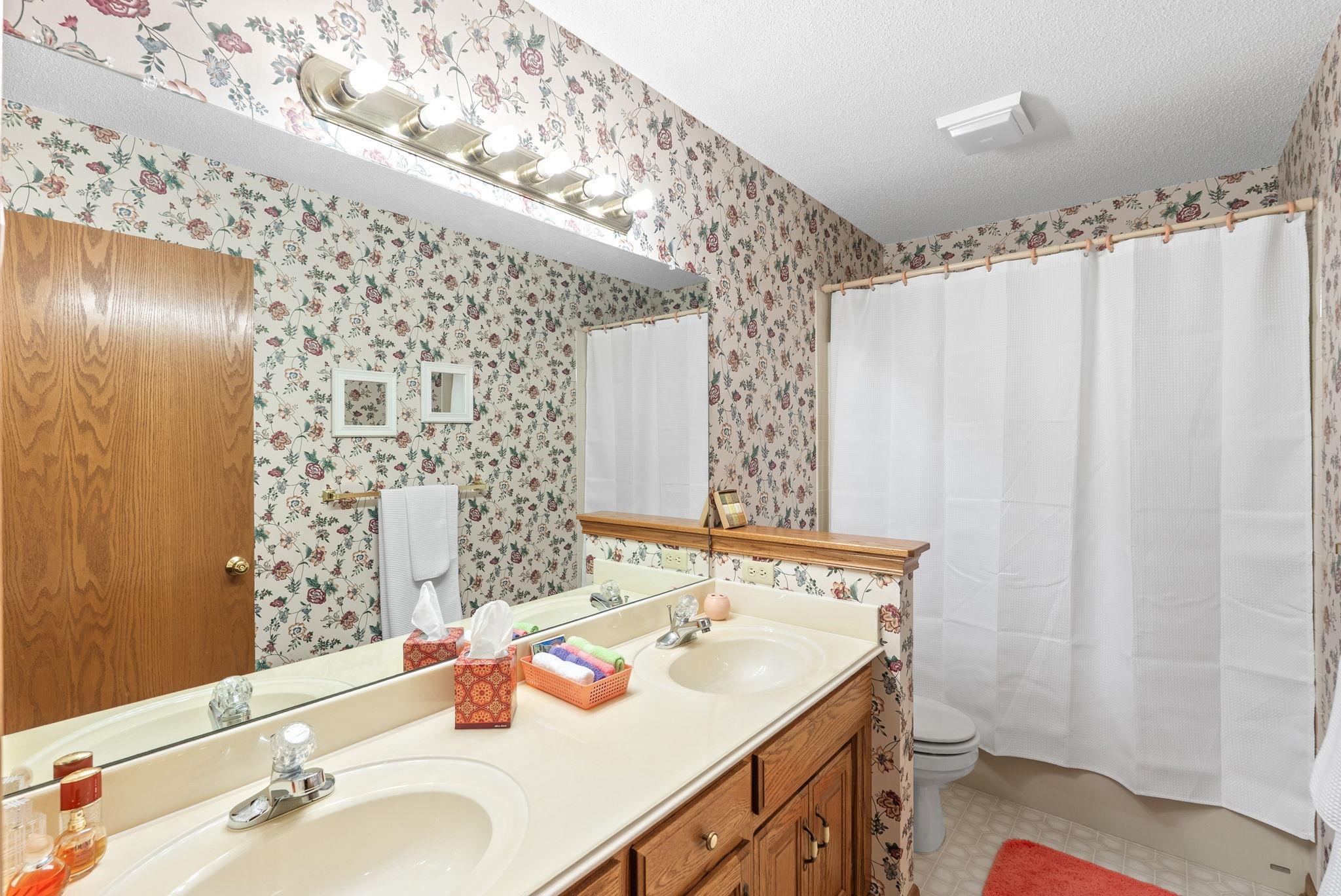 2518 N Cranbrook St, Wichita, Virginia image 25