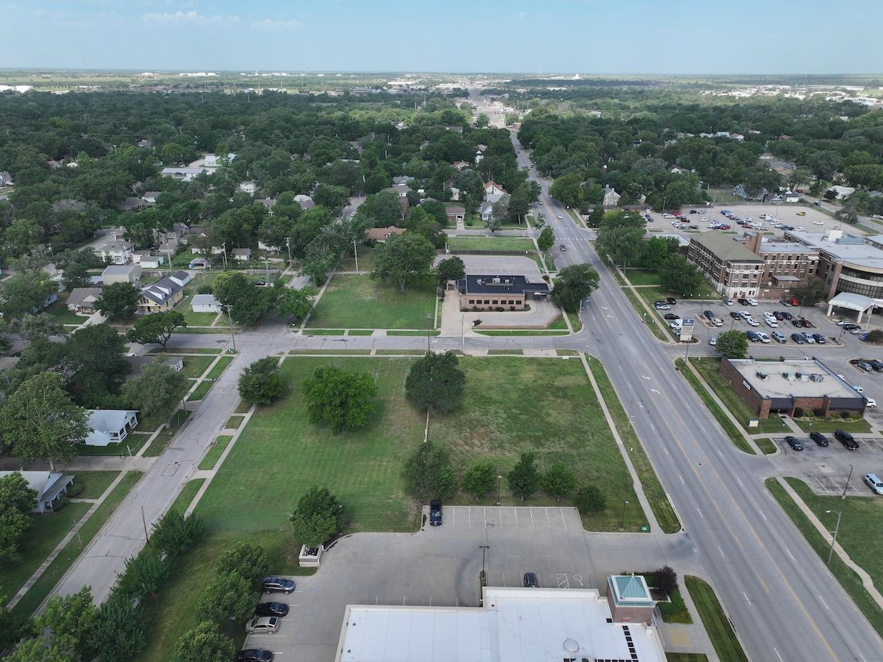 635 W Central Ave, El Dorado, Kansas image 6