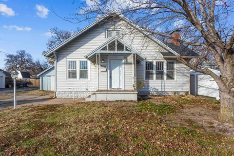 417 N High St, Newton, KS MLS: 648305