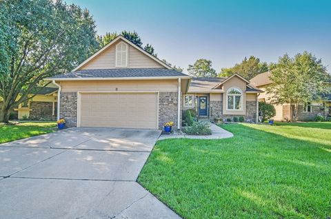 Photo of 11725 W Alderny Ct, Wichita, KS 67212 (MLS # 669155)