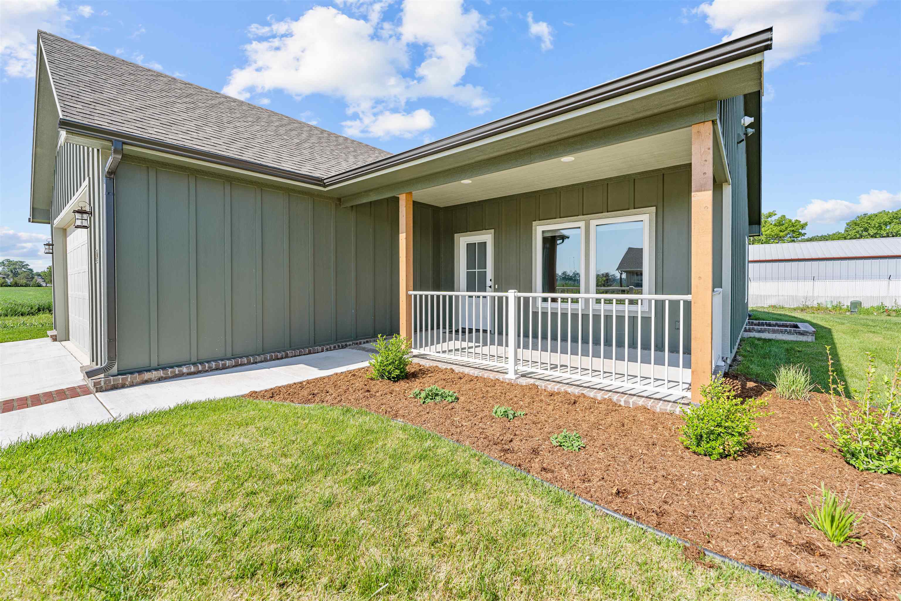 413 Dala Dr, Lindsborg, Kansas image 2