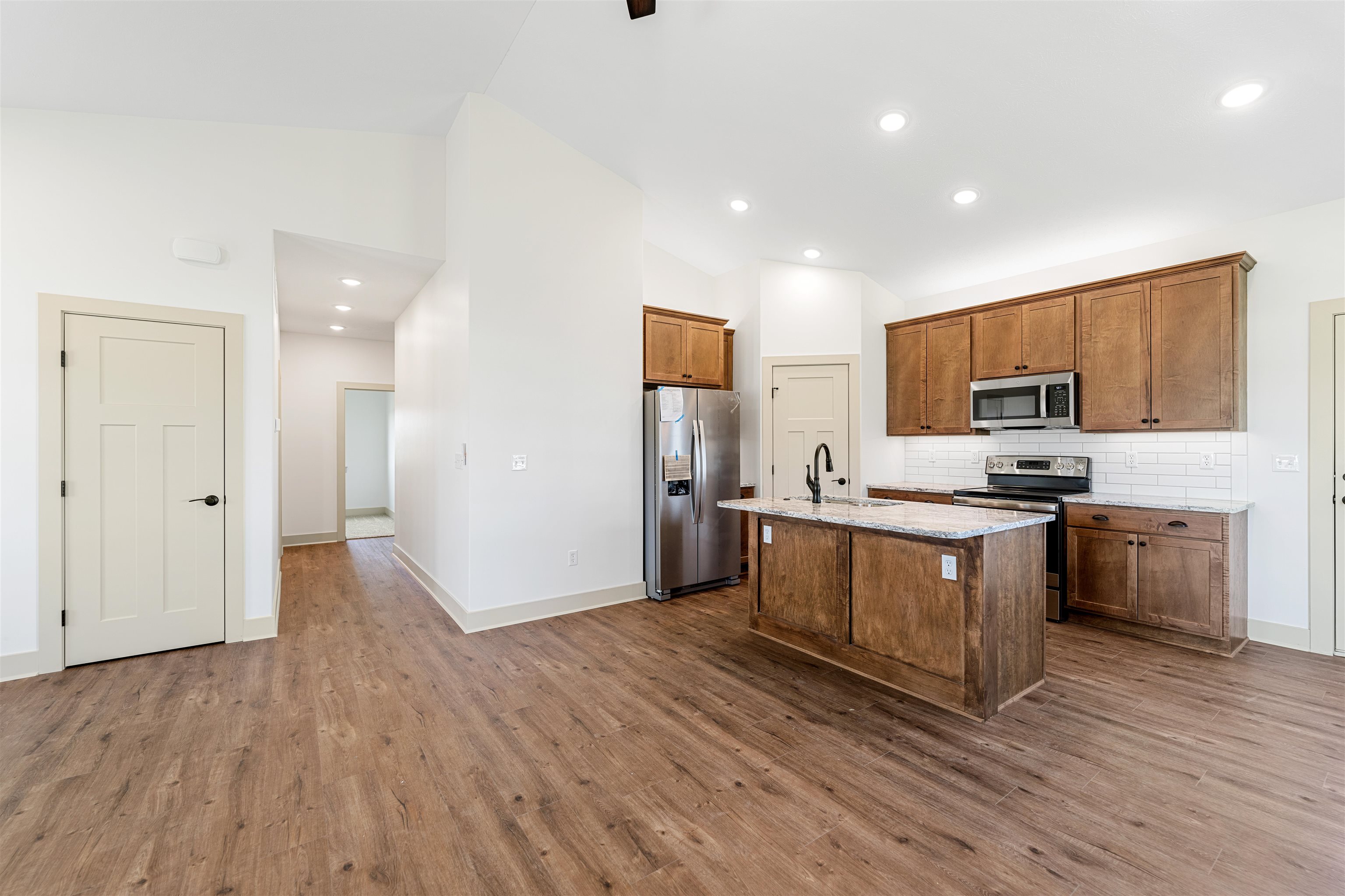 413 Dala Dr, Lindsborg, Kansas image 6