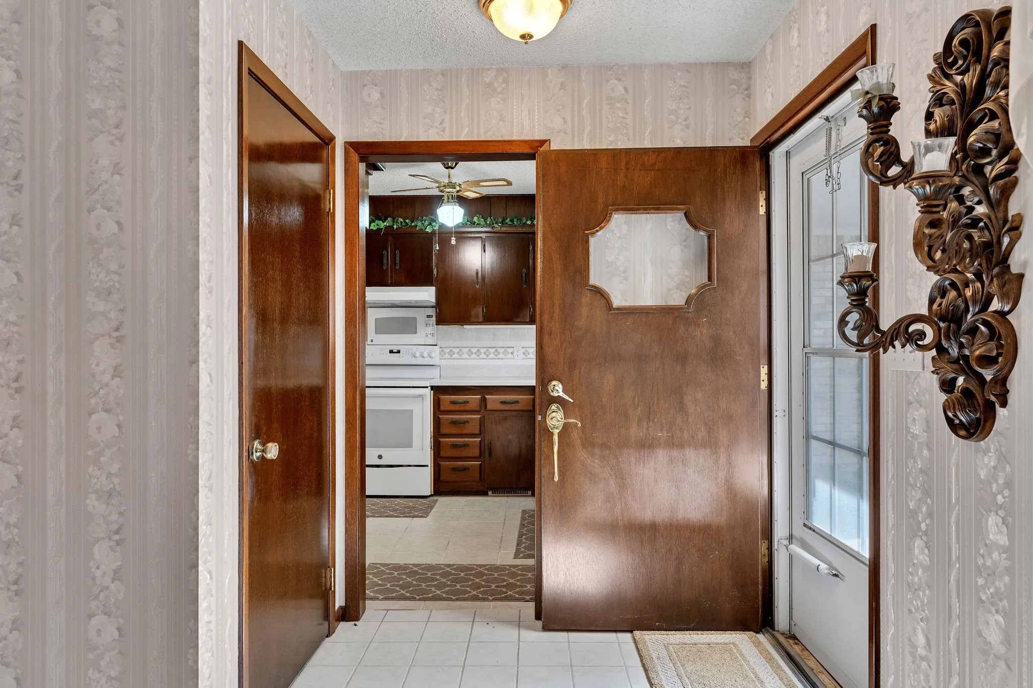 Rose Hill, Kansas 67133, United States, 3 Bedrooms Bedrooms, ,3 BathroomsBathrooms,Residential,Active,247085