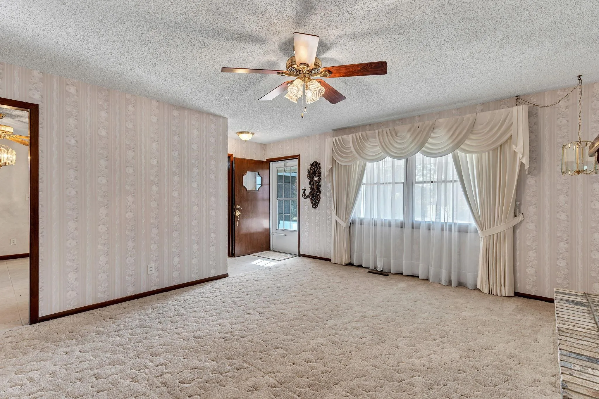 Rose Hill, Kansas 67133, United States, 3 Bedrooms Bedrooms, ,3 BathroomsBathrooms,Residential,Active,247085