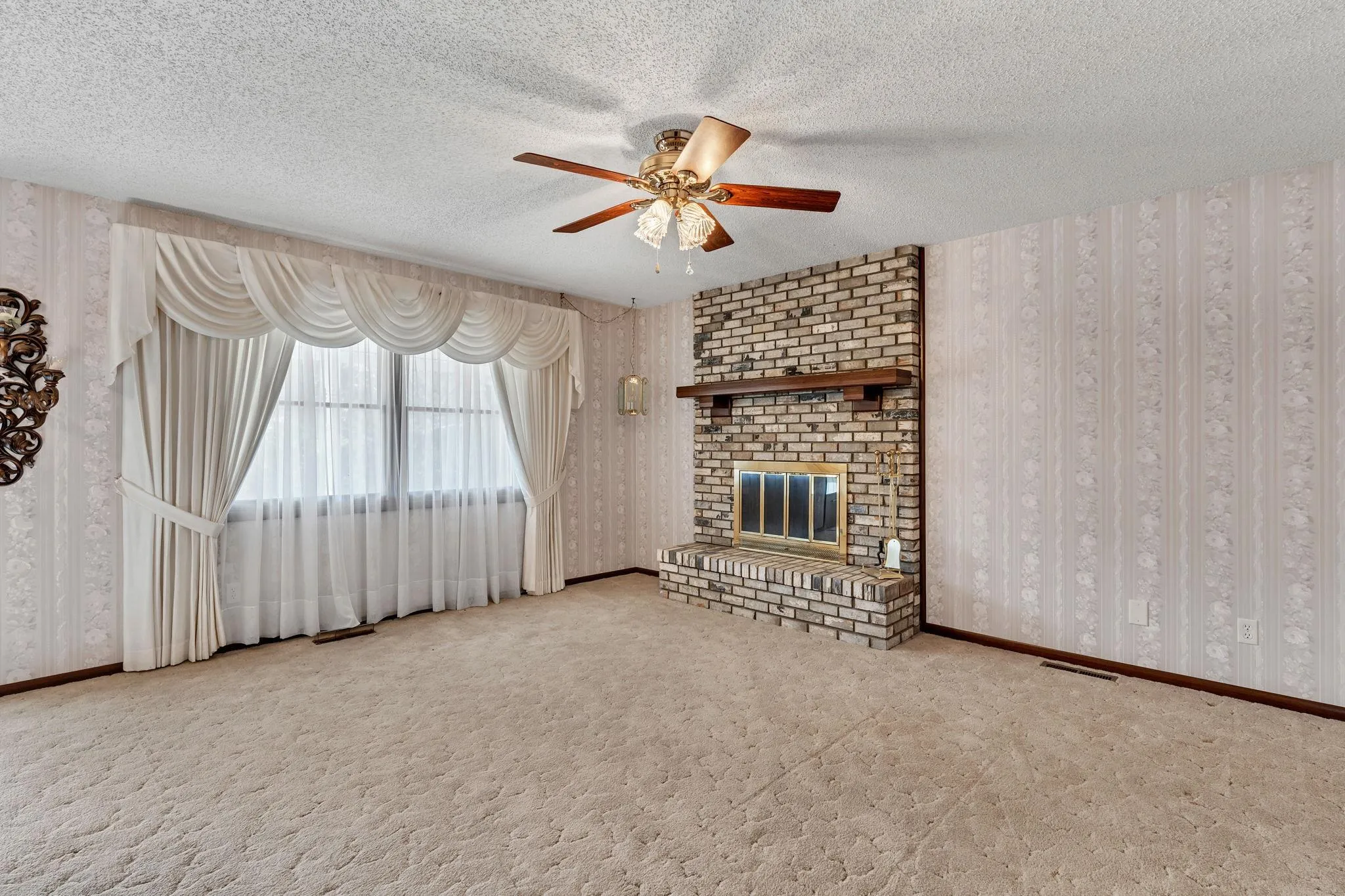 Rose Hill, Kansas 67133, United States, 3 Bedrooms Bedrooms, ,3 BathroomsBathrooms,Residential,Active,247085