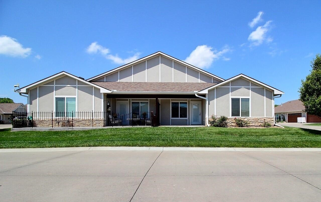 2418 E Madison Ave, Derby, Kansas image 2