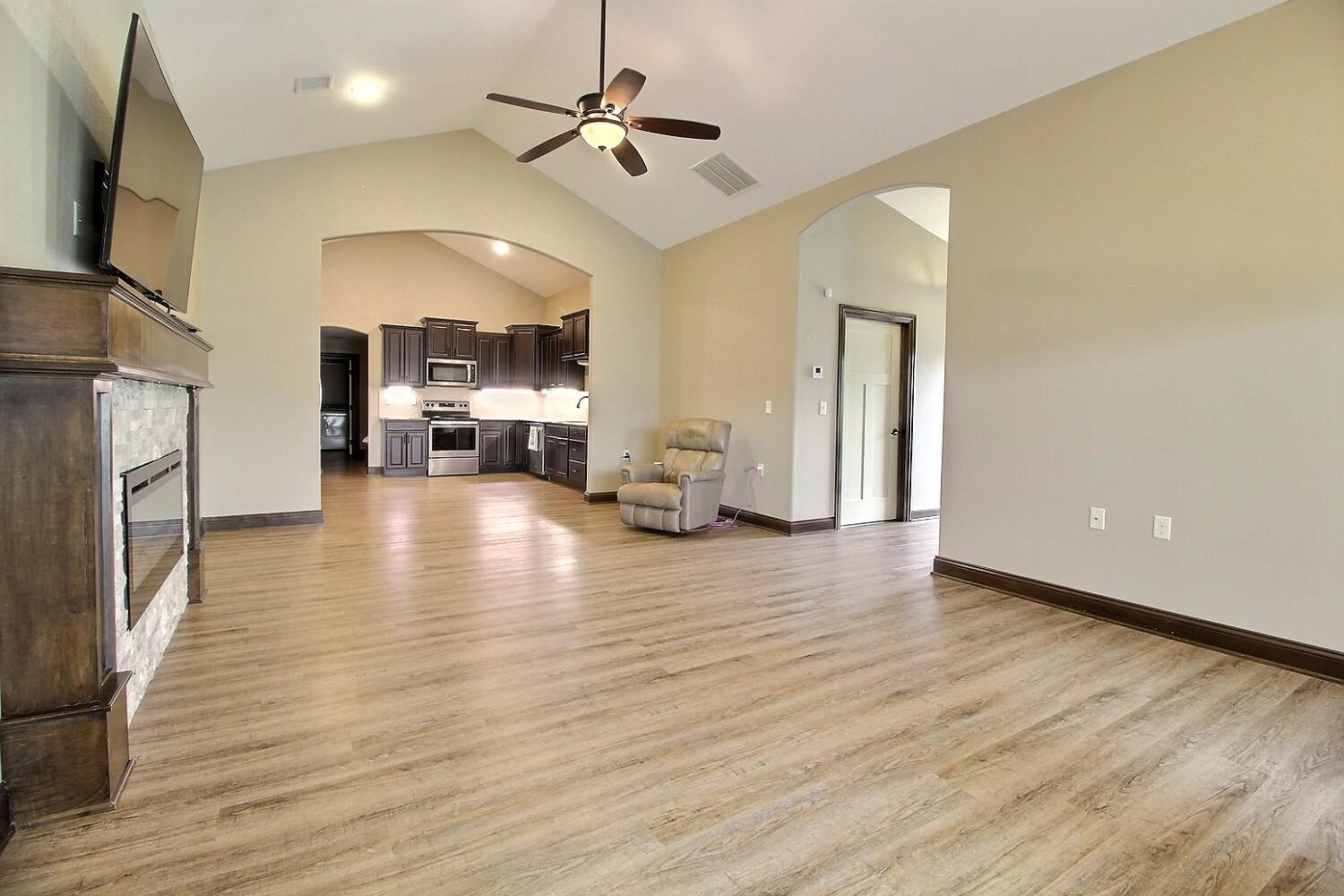 2418 E Madison Ave, Derby, Kansas image 10