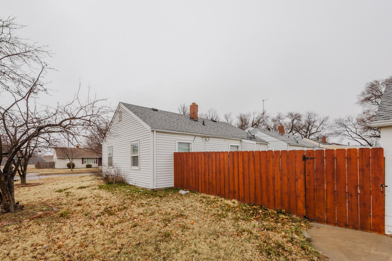 402 N Glenn St, Wichita, Kansas image 26