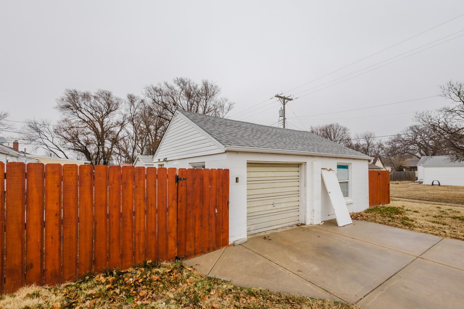 402 N Glenn St, Wichita, Kansas image 22