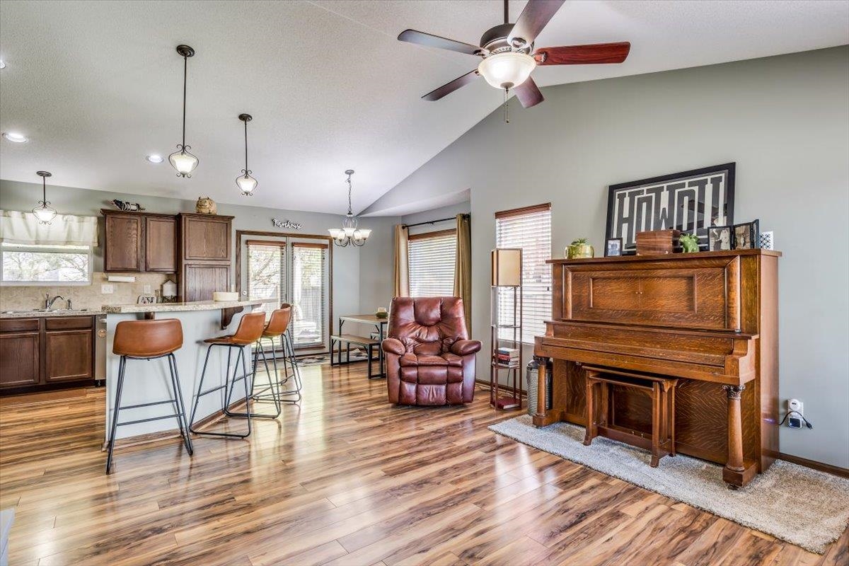 12214 E Mainsgate St, Wichita, Kansas image 4