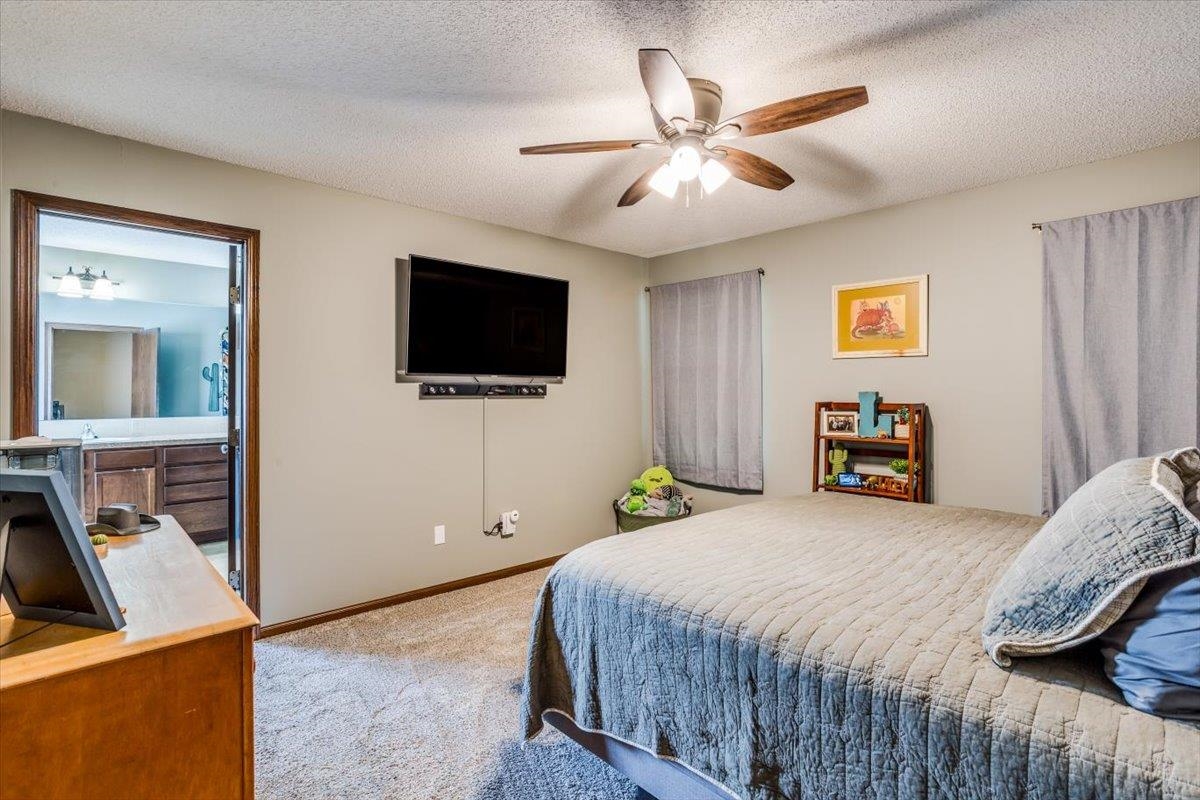 12214 E Mainsgate St, Wichita, Kansas image 15