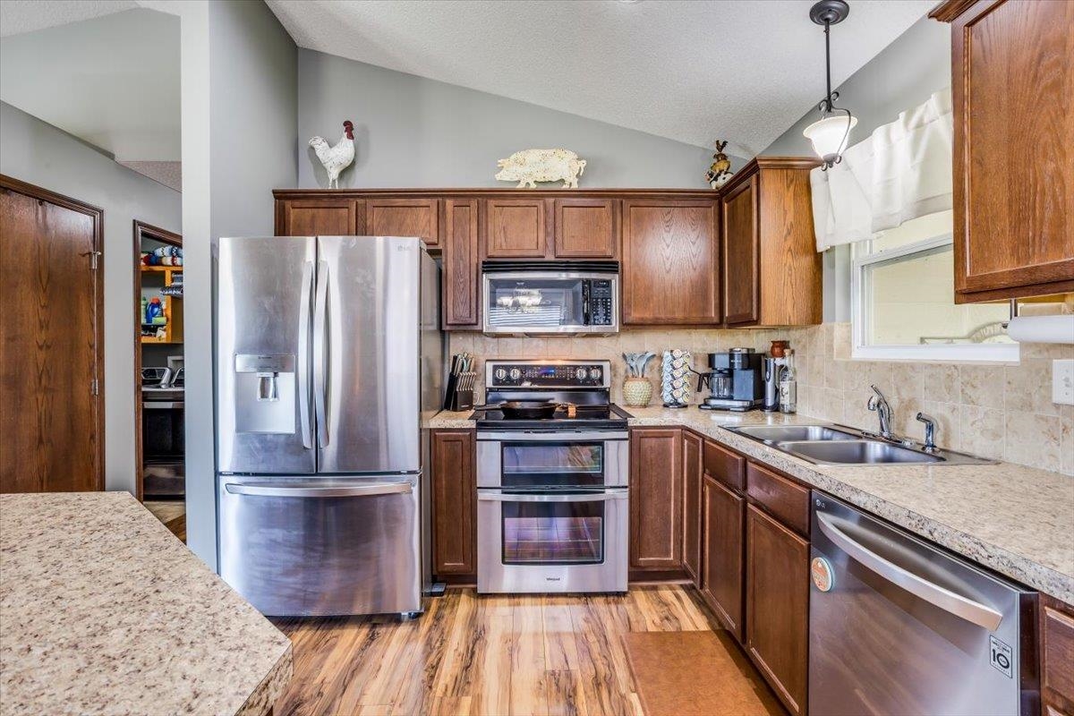 12214 E Mainsgate St, Wichita, Kansas image 11