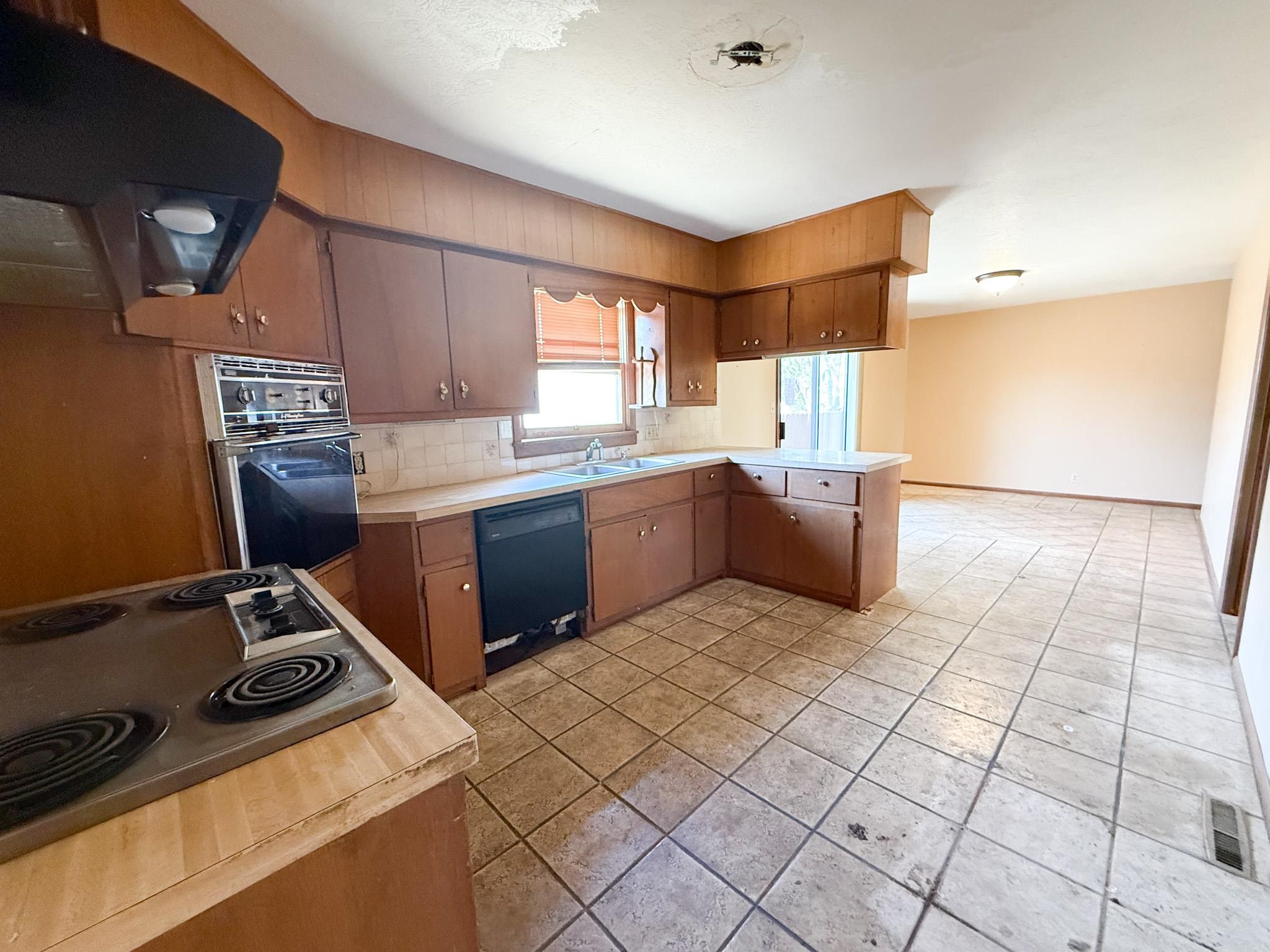 829 La Shelle Ln, Salina, Virginia image 6