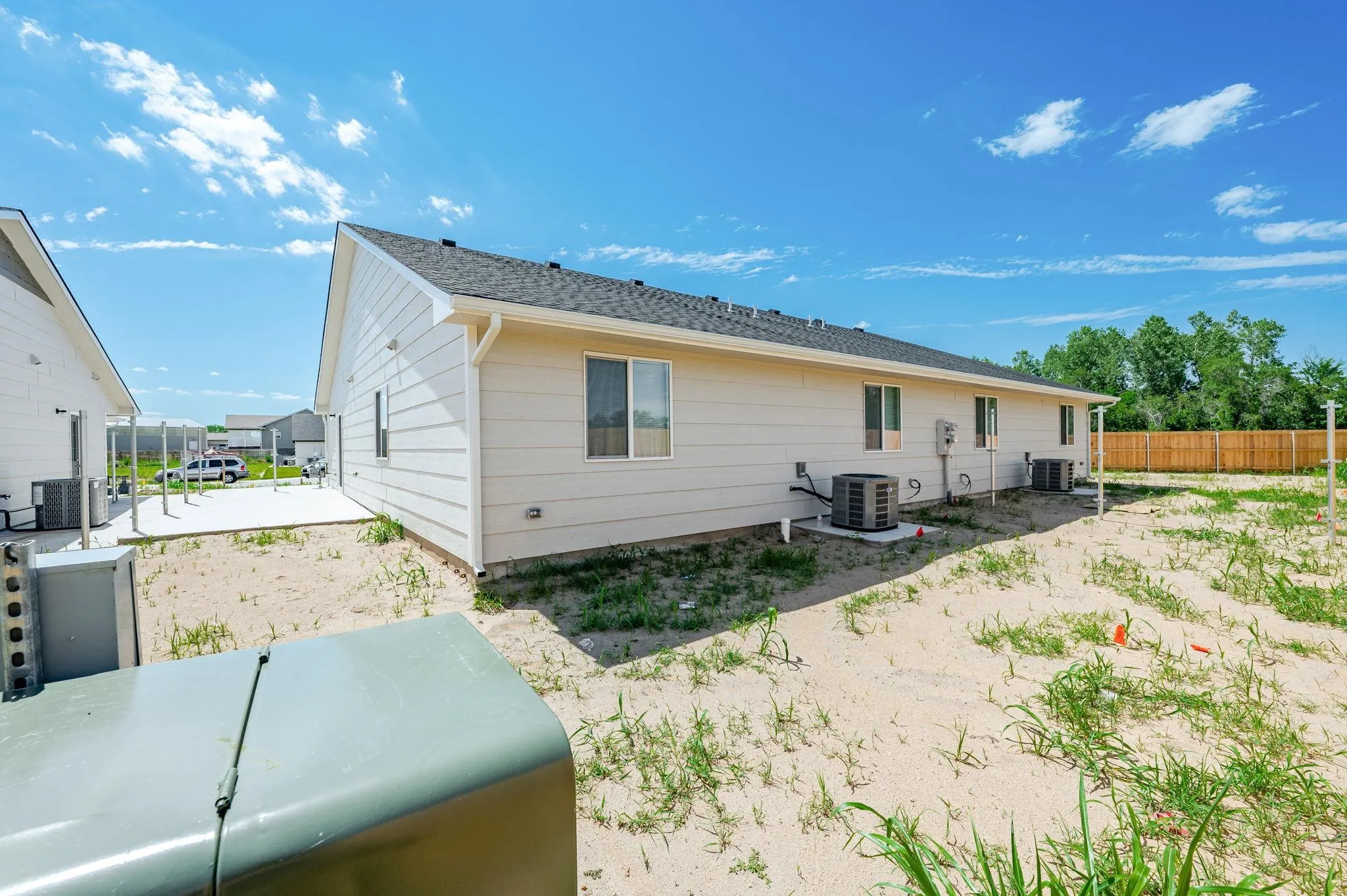 Wichita, Kansas 67217, United States, 3 Bedrooms Bedrooms, ,2 BathroomsBathrooms,Residential,Pending,56072