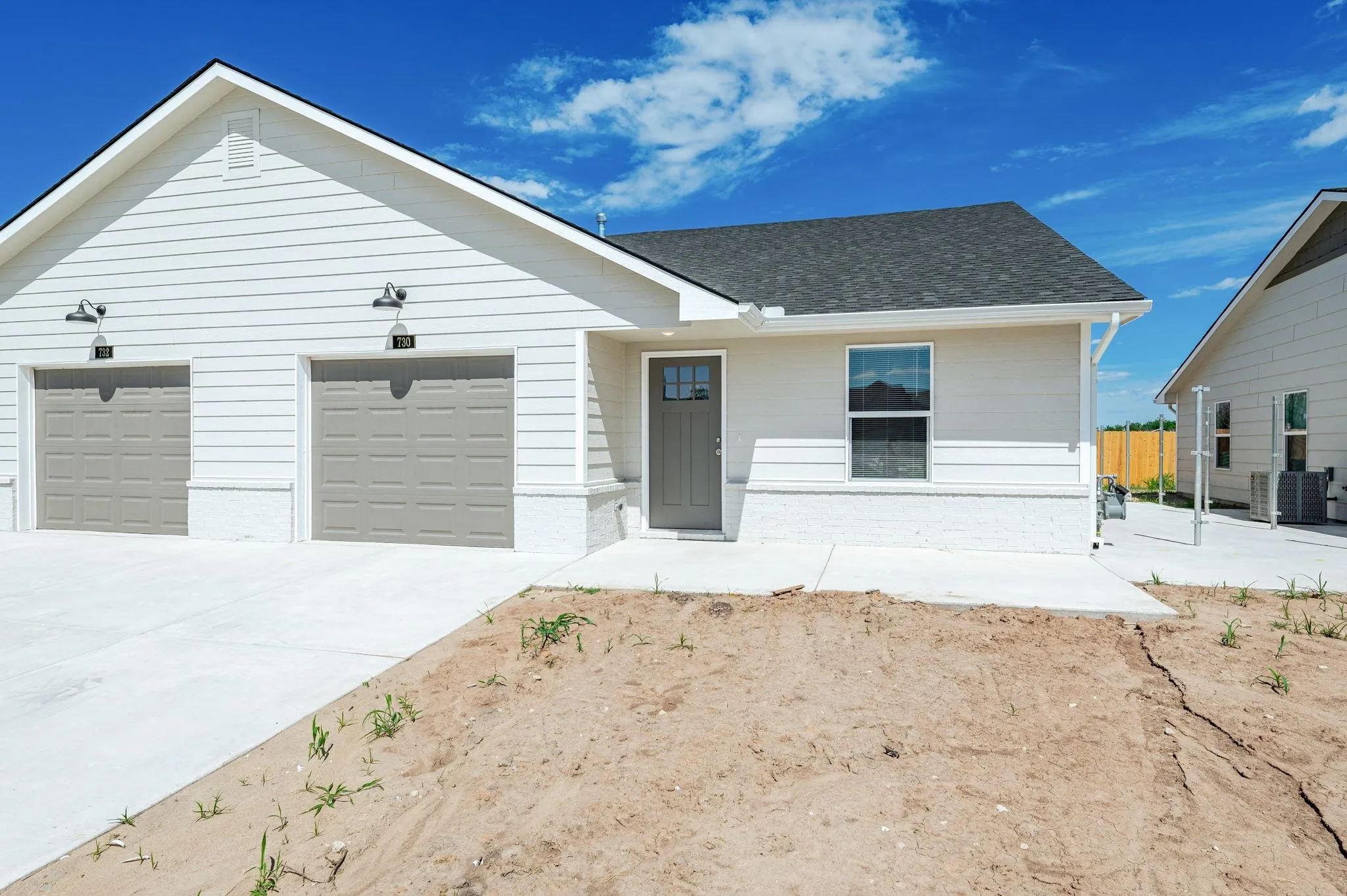 Wichita, Kansas 67217, United States, 3 Bedrooms Bedrooms, ,2 BathroomsBathrooms,Residential,Pending,56072