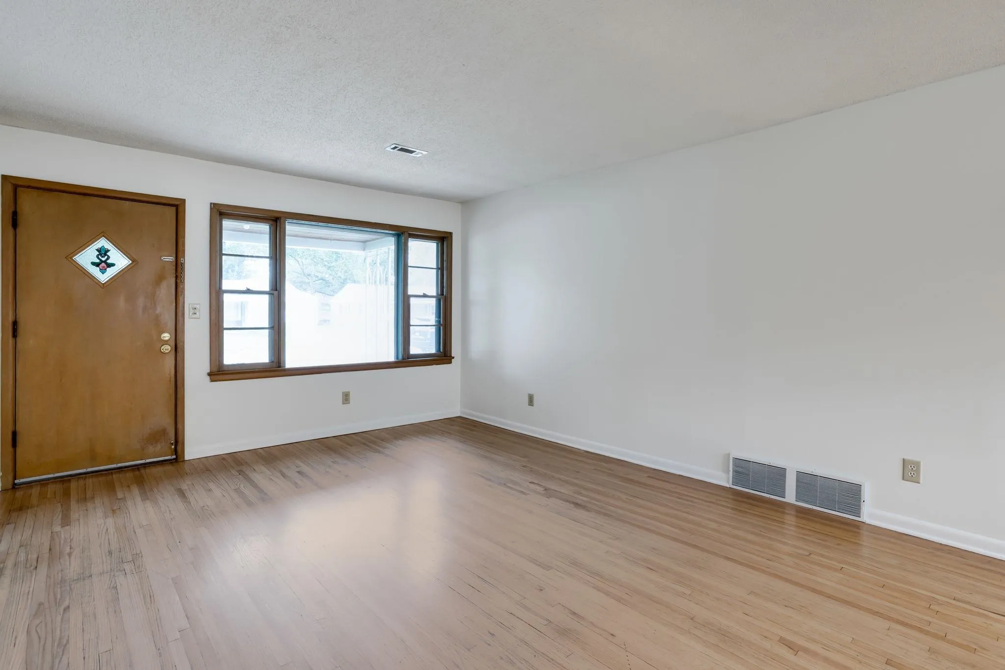 Derby, Kansas 67037, United States, 3 Bedrooms Bedrooms, ,1 BathroomBathrooms,Residential,Active,200983