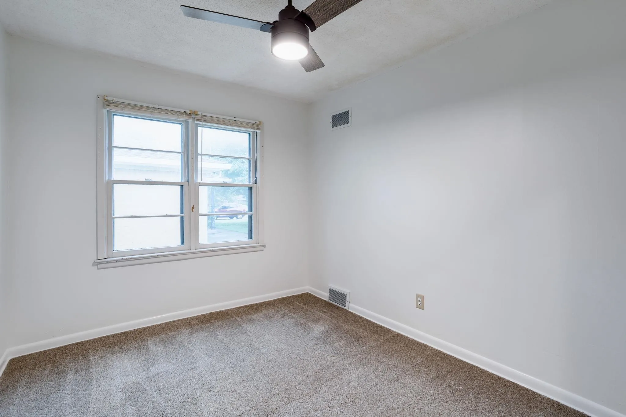 Derby, Kansas 67037, United States, 3 Bedrooms Bedrooms, ,1 BathroomBathrooms,Residential,Active,200983