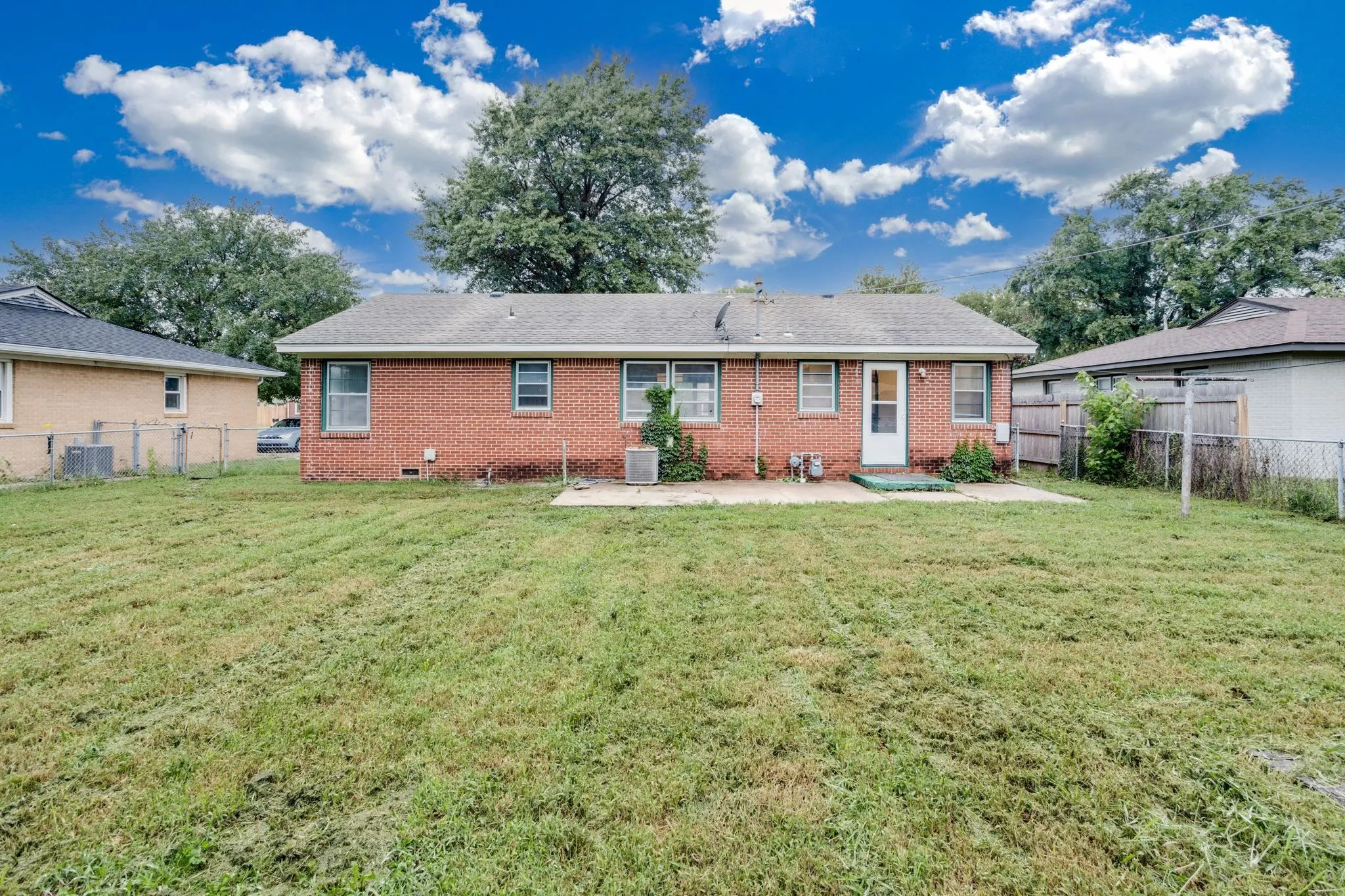 Derby, Kansas 67037, United States, 3 Bedrooms Bedrooms, ,1 BathroomBathrooms,Residential,Active,200983