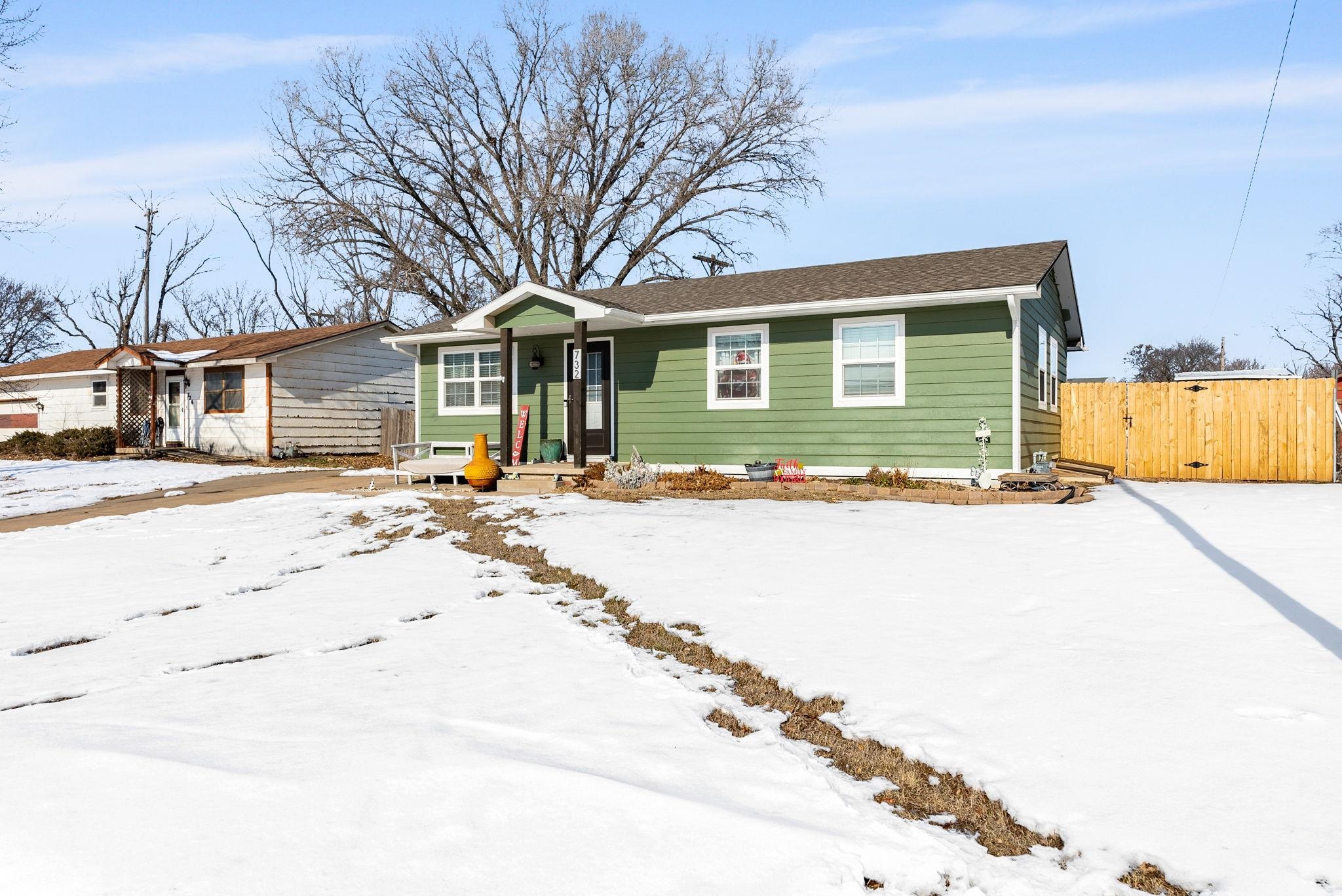 732 E Freeman Ave, Haysville, Kansas image 3