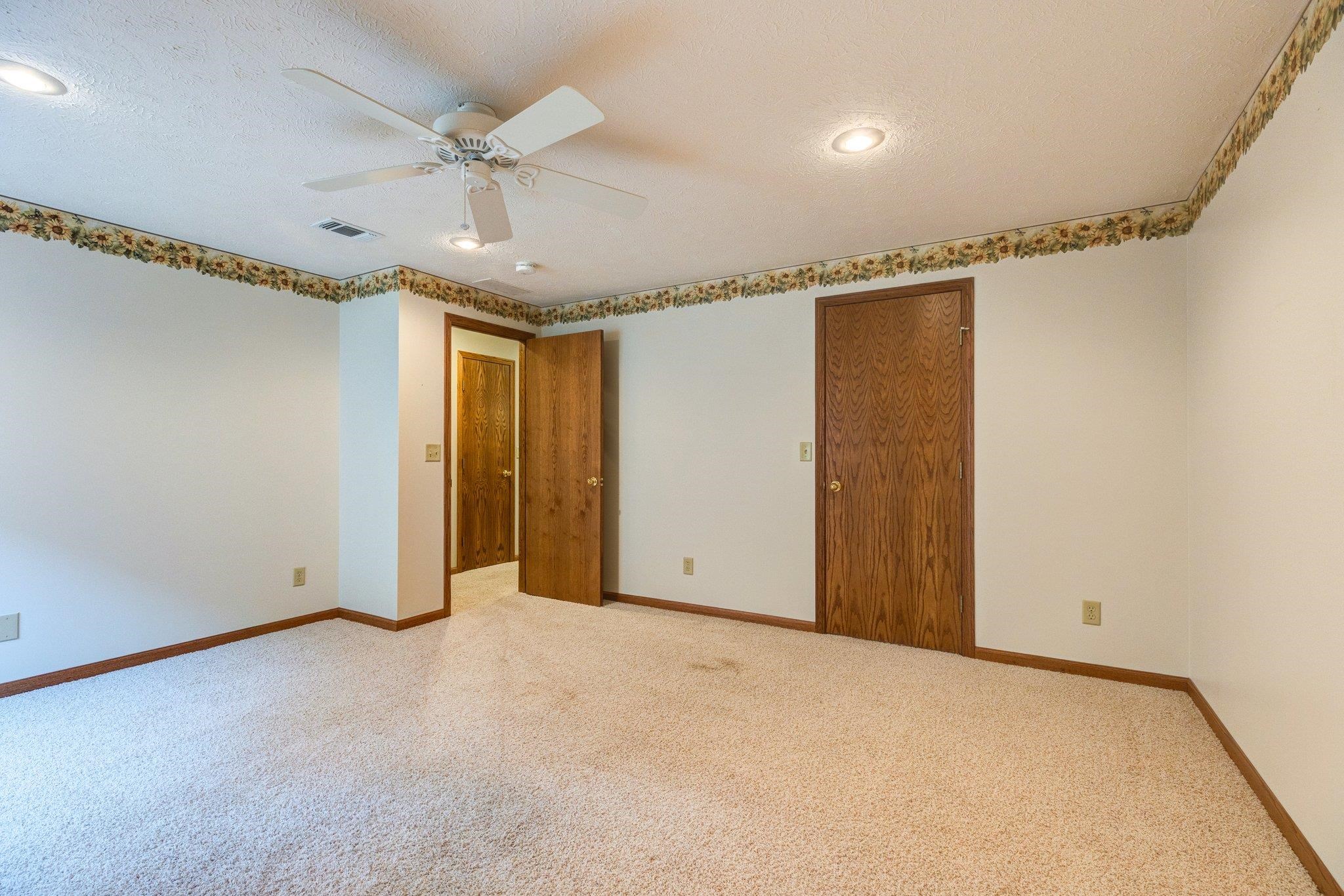 2348 River Trail Rd, Salina, Kansas image 21