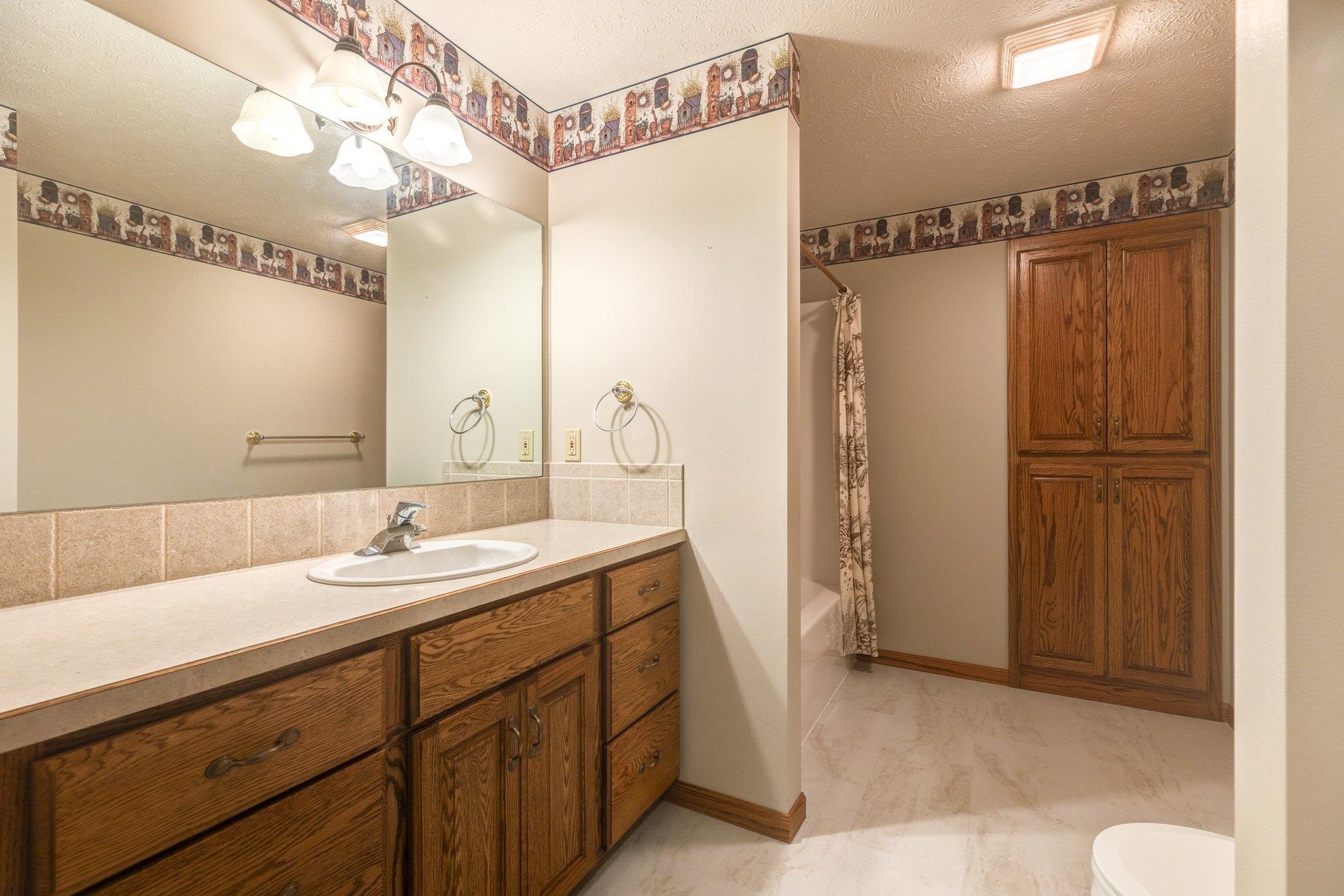 2348 River Trail Rd, Salina, Kansas image 20