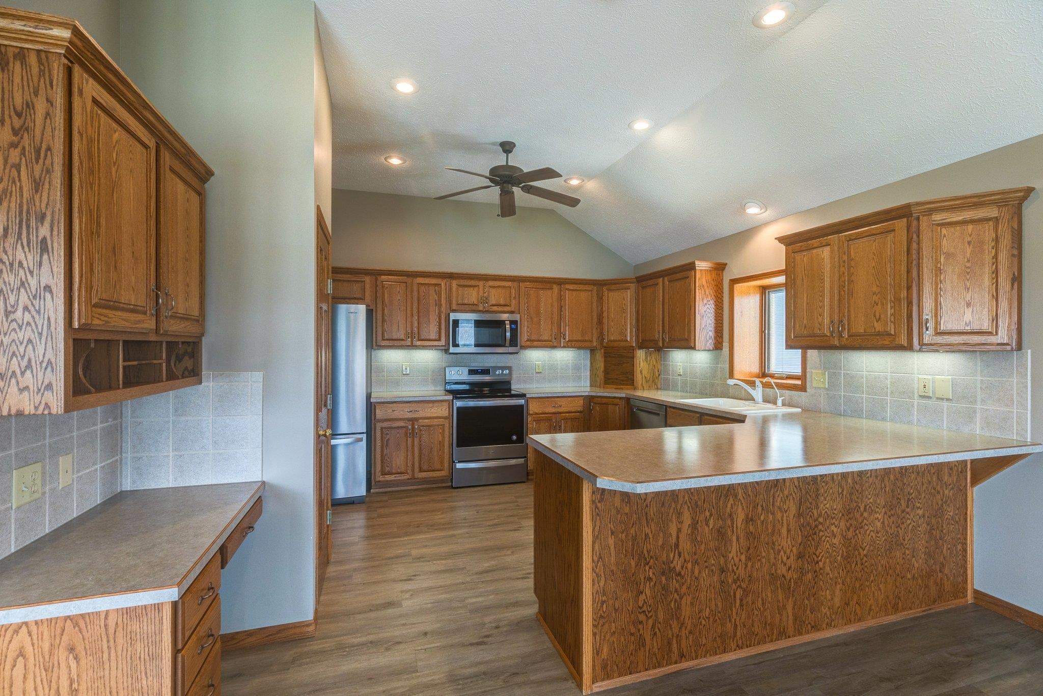2348 River Trail Rd, Salina, Kansas image 6