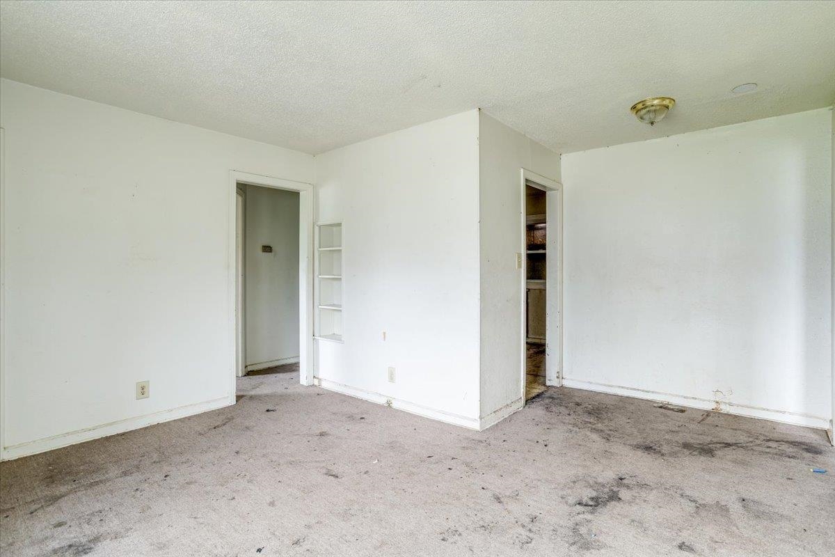 1739 E 24th St N St, Wichita, Kansas image 2