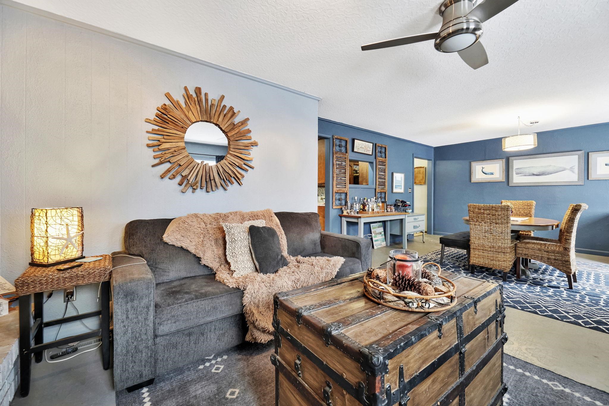 Wichita, Kansas 67204, United States, 3 Bedrooms Bedrooms, ,1 BathroomBathrooms,Residential,Pending,67270