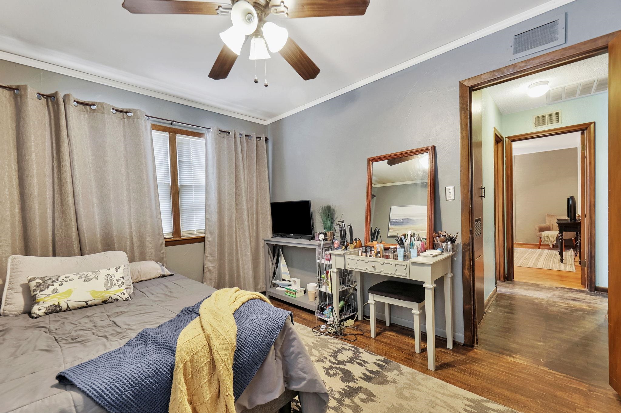 Wichita, Kansas 67204, United States, 3 Bedrooms Bedrooms, ,1 BathroomBathrooms,Residential,Pending,67270