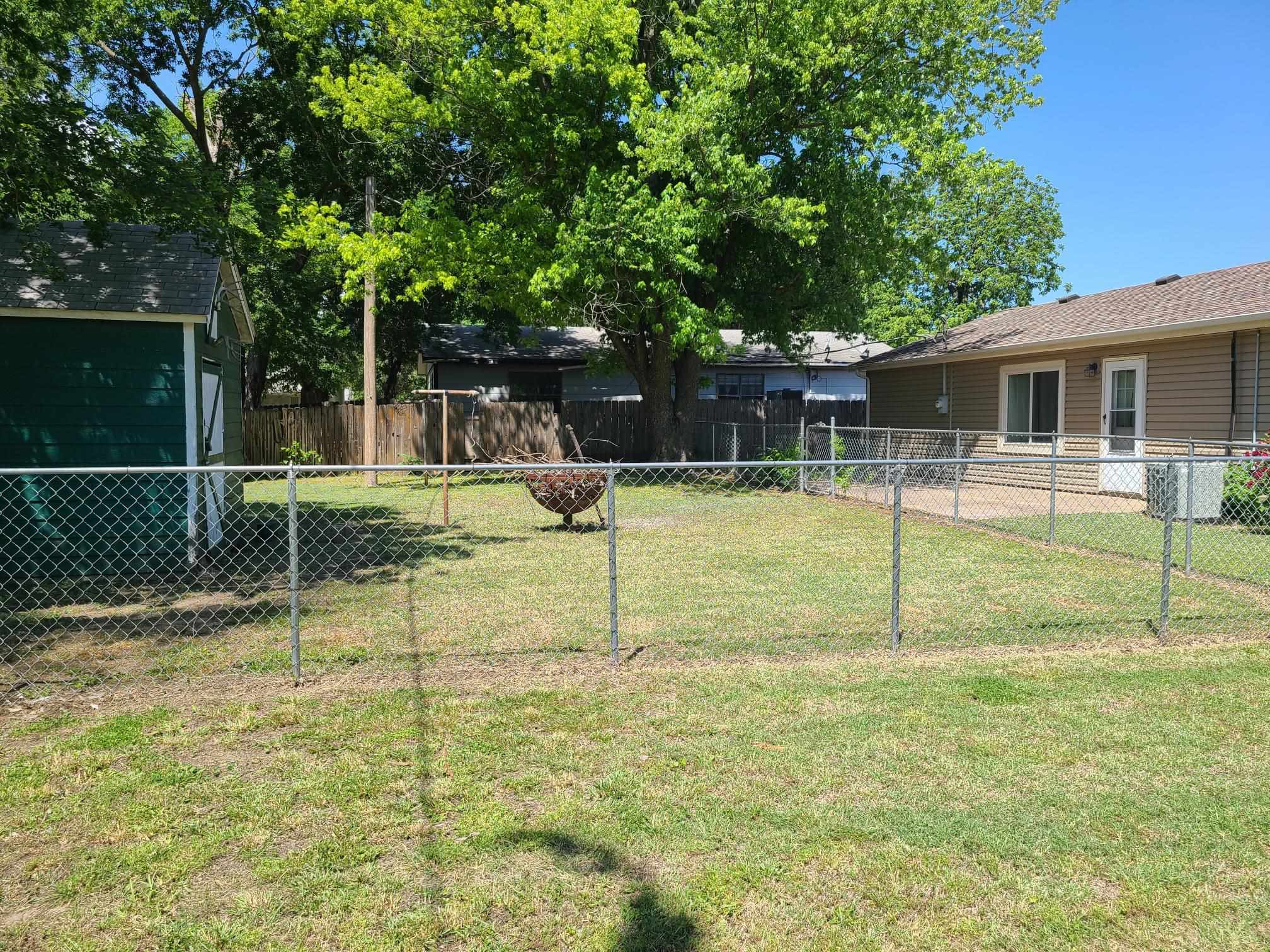 209 E 6th St, Burden, Kansas image 18