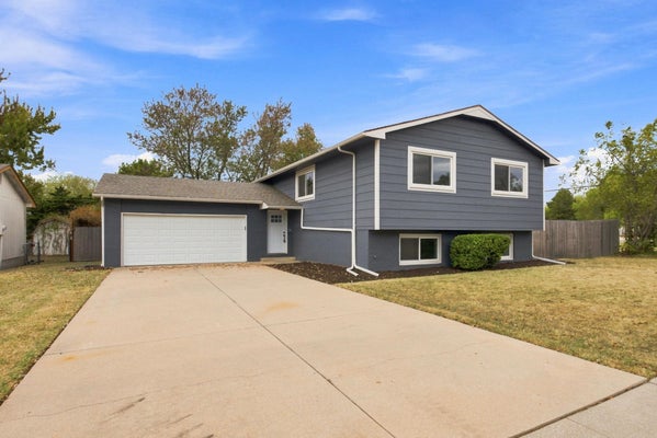 4565 N HILLCREST ST, BEL AIRE, KS 67220 - Image 04de7f5e725e1b780f0be92b1ddc8bdc/559741528