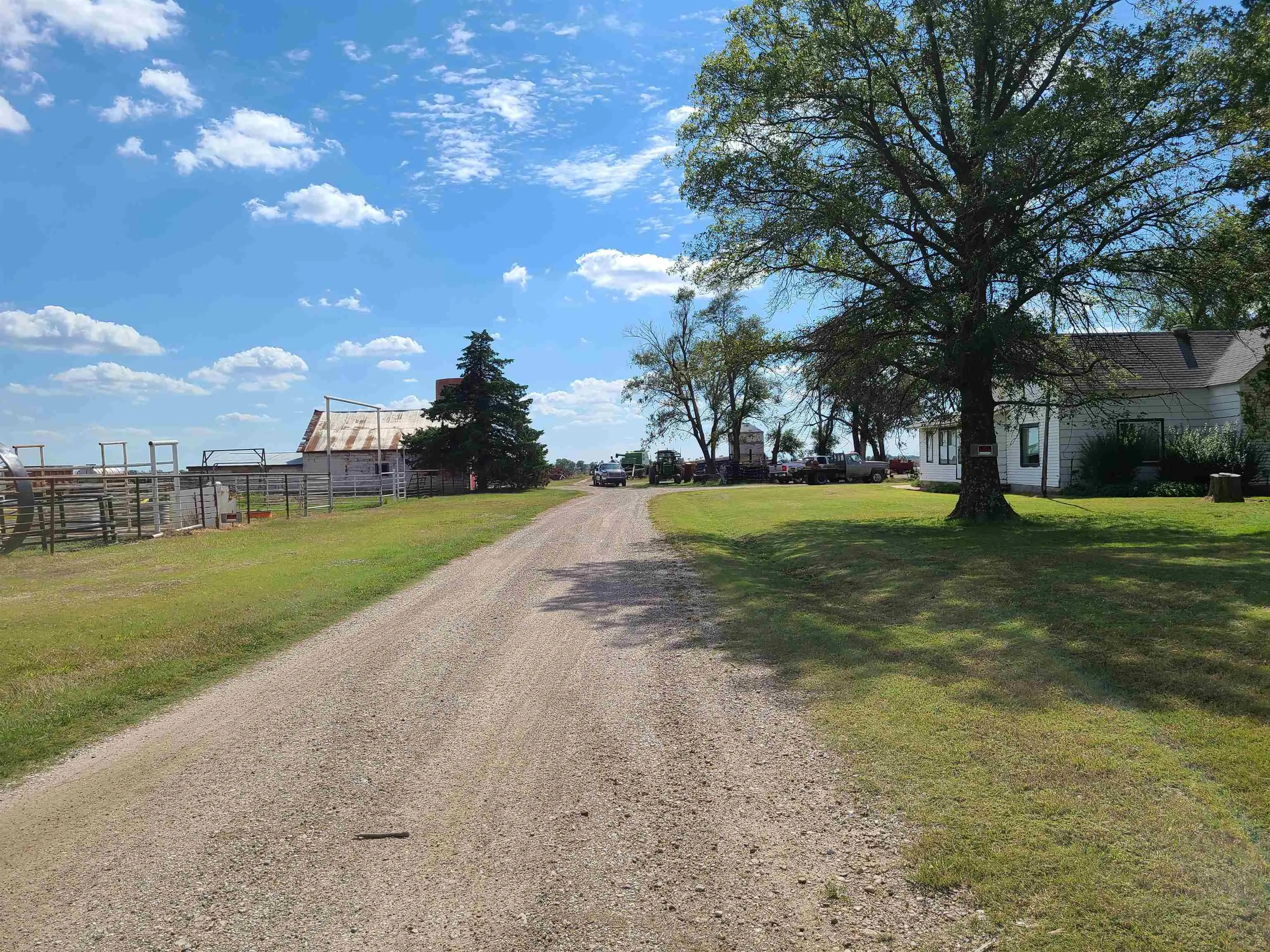 Arkansas City, Kansas 67005, United States, 2 Bedrooms Bedrooms, ,1 BathroomBathrooms,Residential,Pending,245712