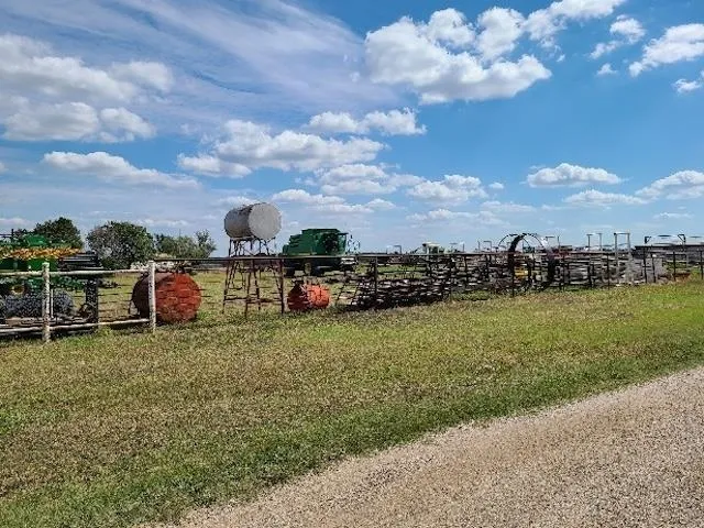 Arkansas City, Kansas 67005, United States, 2 Bedrooms Bedrooms, ,1 BathroomBathrooms,Residential,Pending,245712