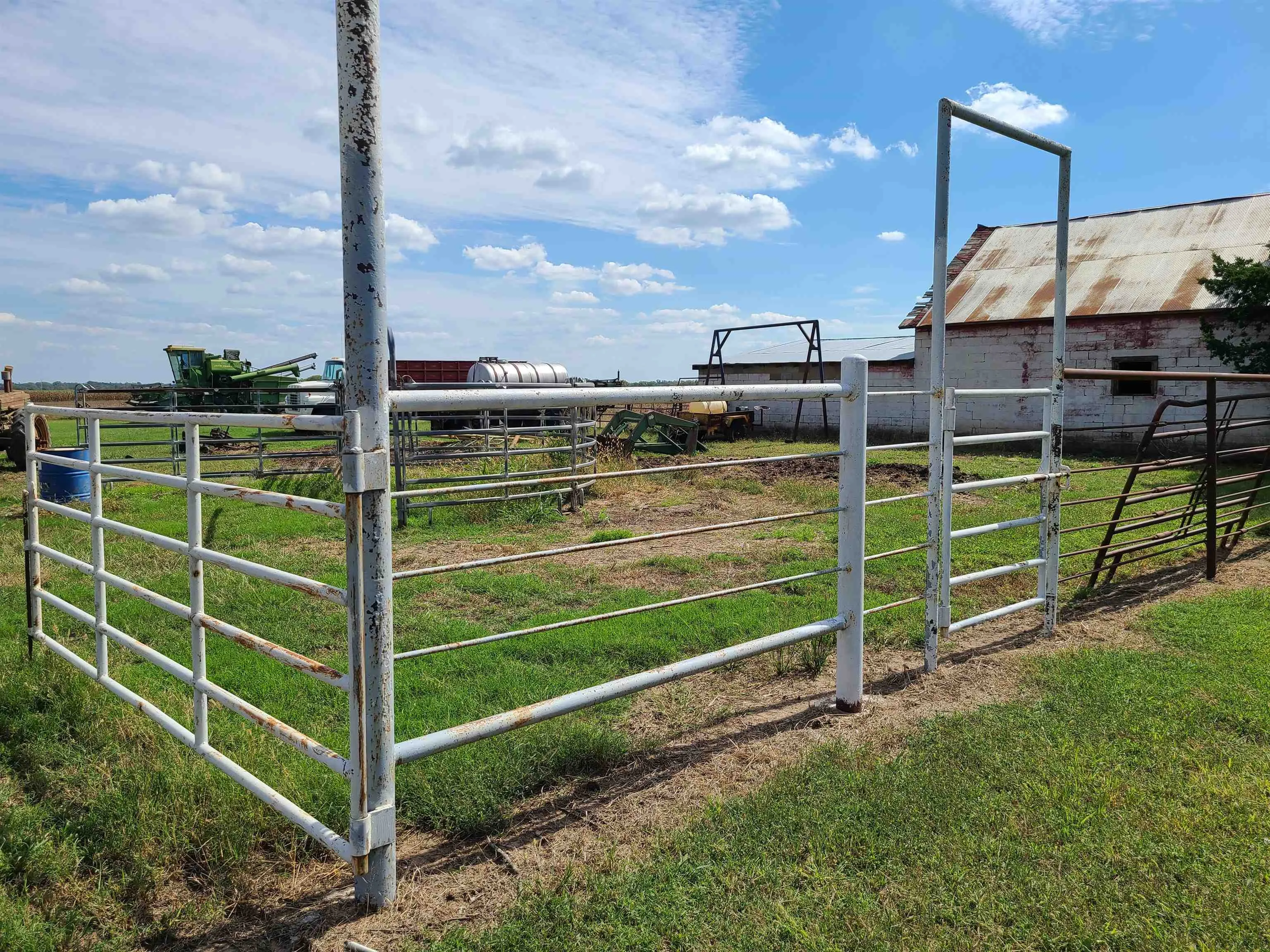 Arkansas City, Kansas 67005, United States, 2 Bedrooms Bedrooms, ,1 BathroomBathrooms,Residential,Pending,245712