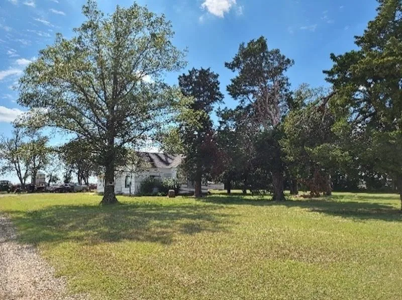 Arkansas City, Kansas 67005, United States, 2 Bedrooms Bedrooms, ,1 BathroomBathrooms,Residential,Pending,245712