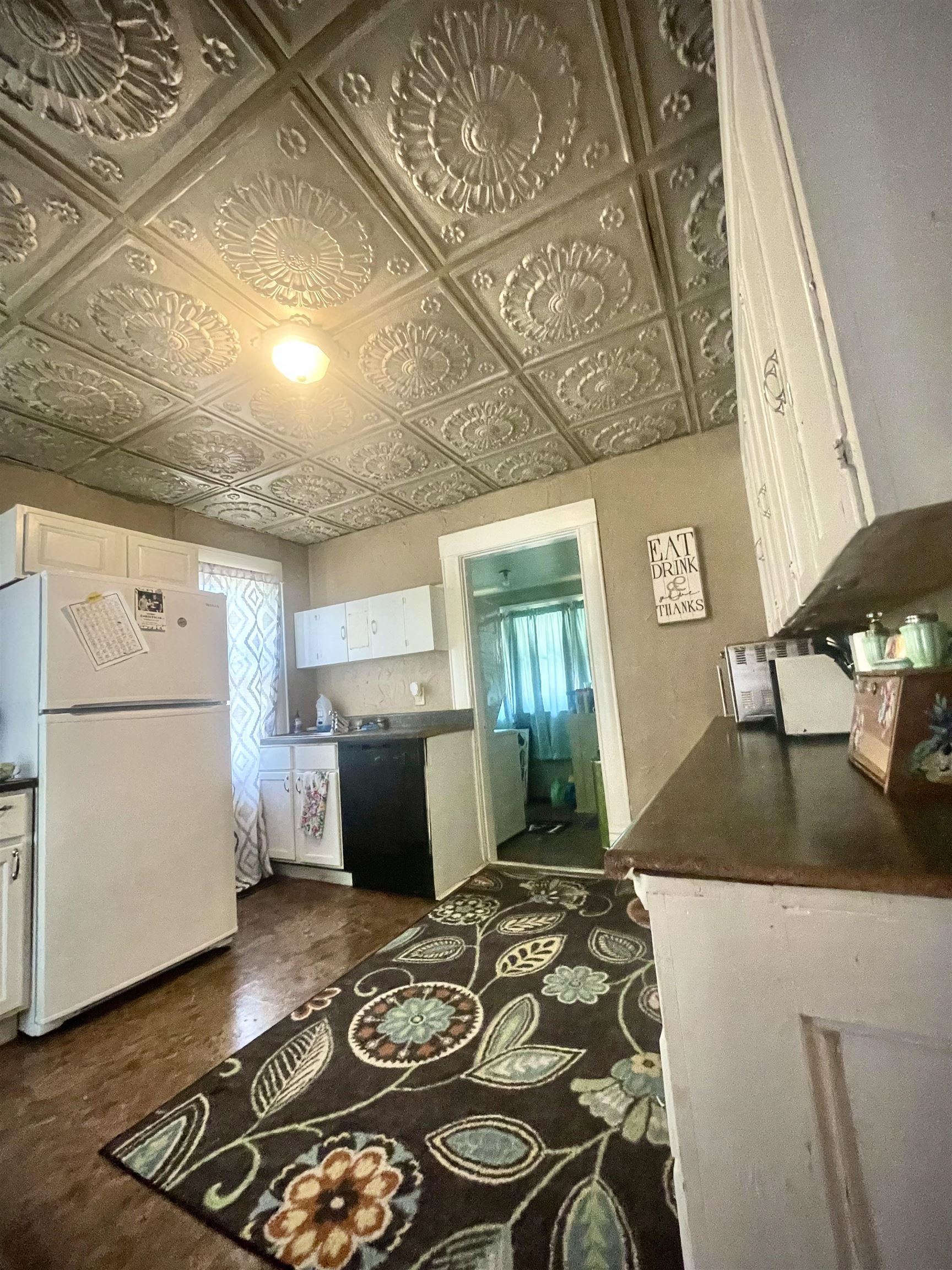 704 E 13th Ave, Winfield, Kansas image 3