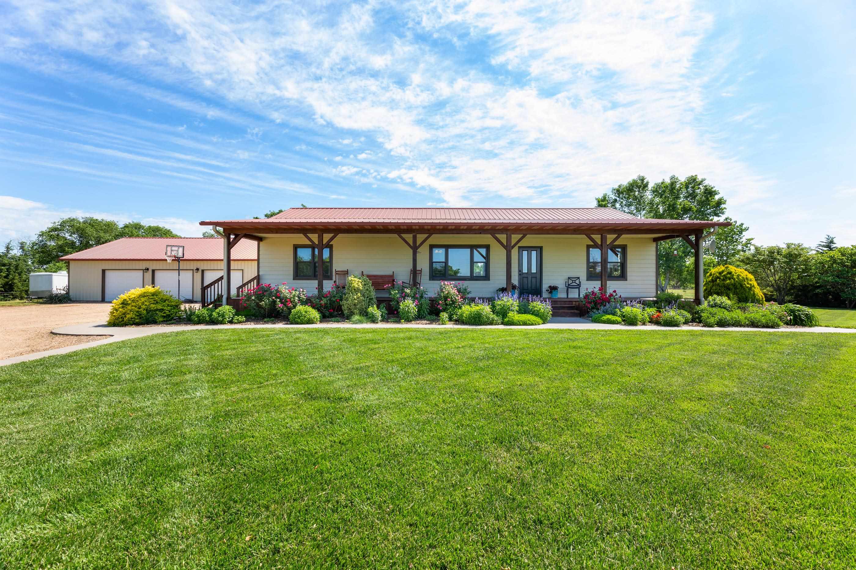 7650 S Halstead Rd, Halstead, Kansas image 2