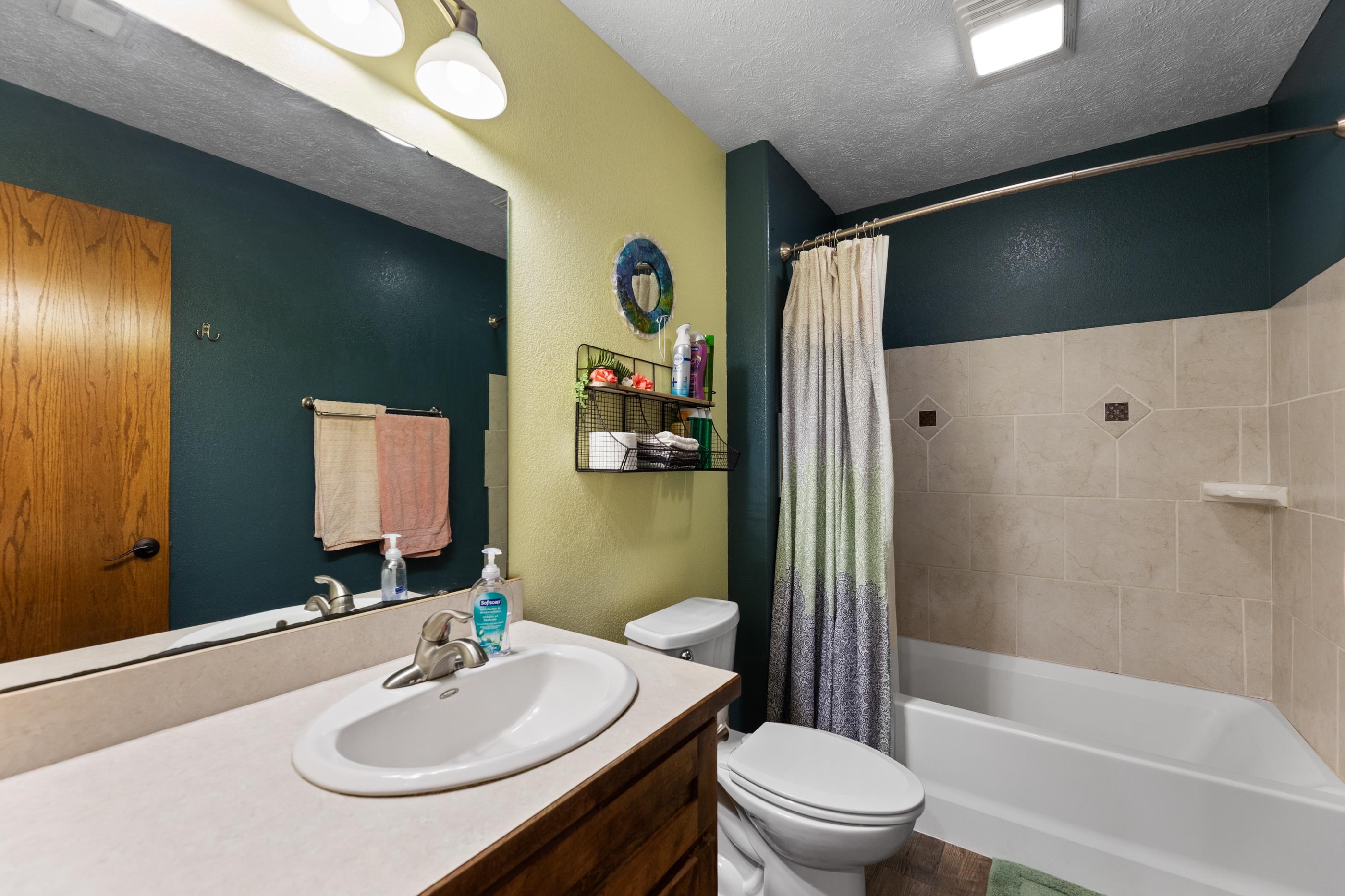 7650 S Halstead Rd, Halstead, Kansas image 15